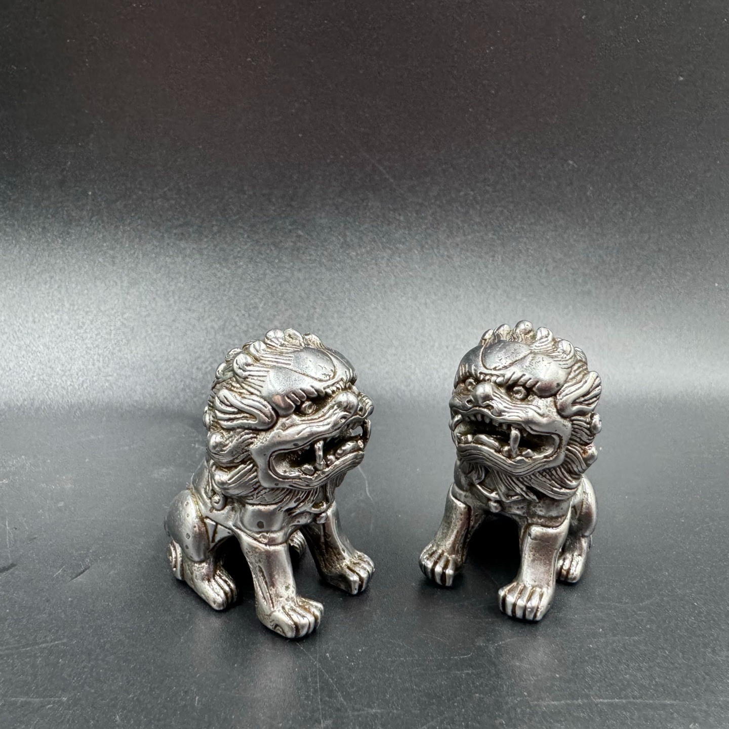 Pair Silver Tone Metal Chinese Foo Dog Lion Mini Statues Feng Shui Protection