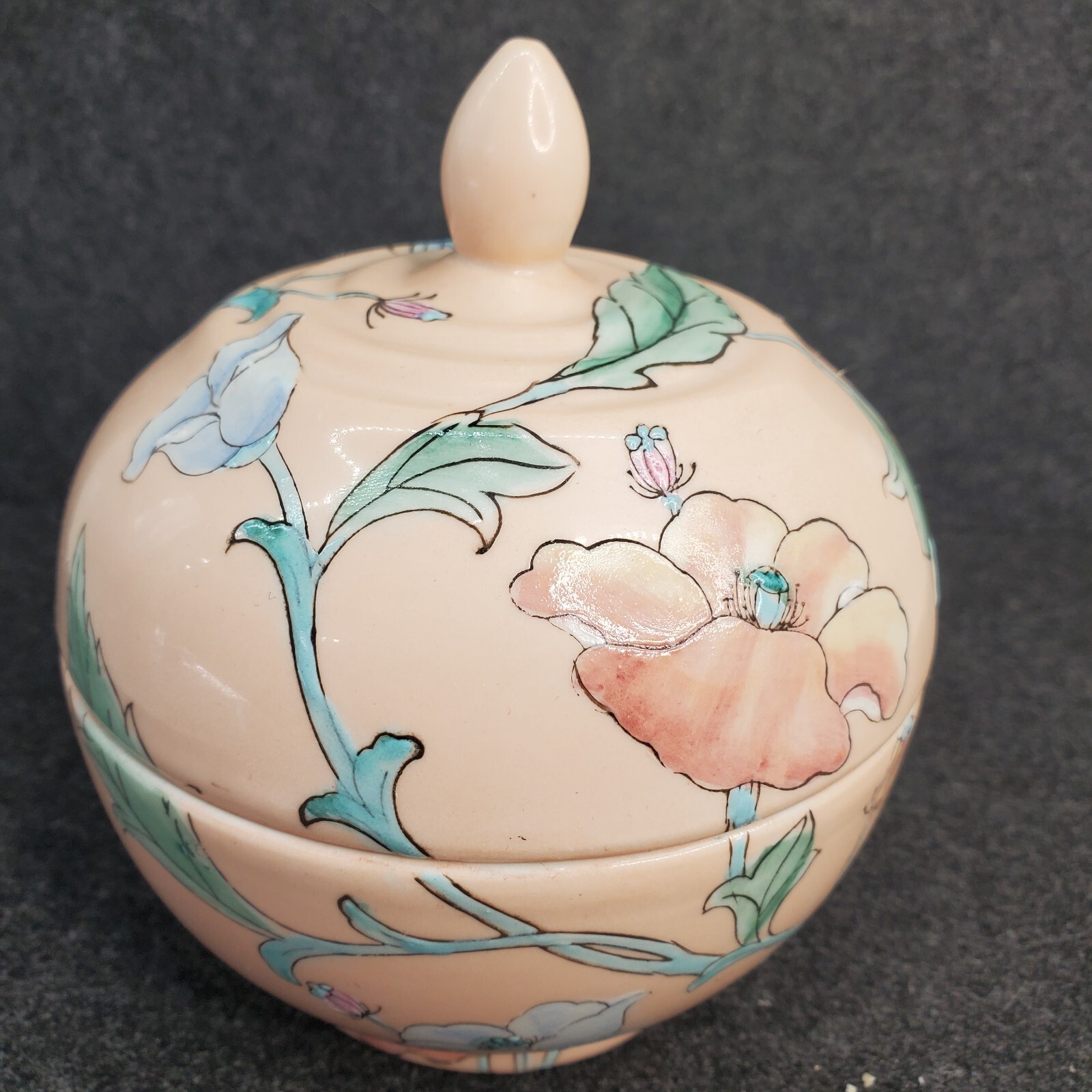 Pink Lidded Dish Toyo Whispering Garden HFP Macau Floral Ceramic Bowl Lid