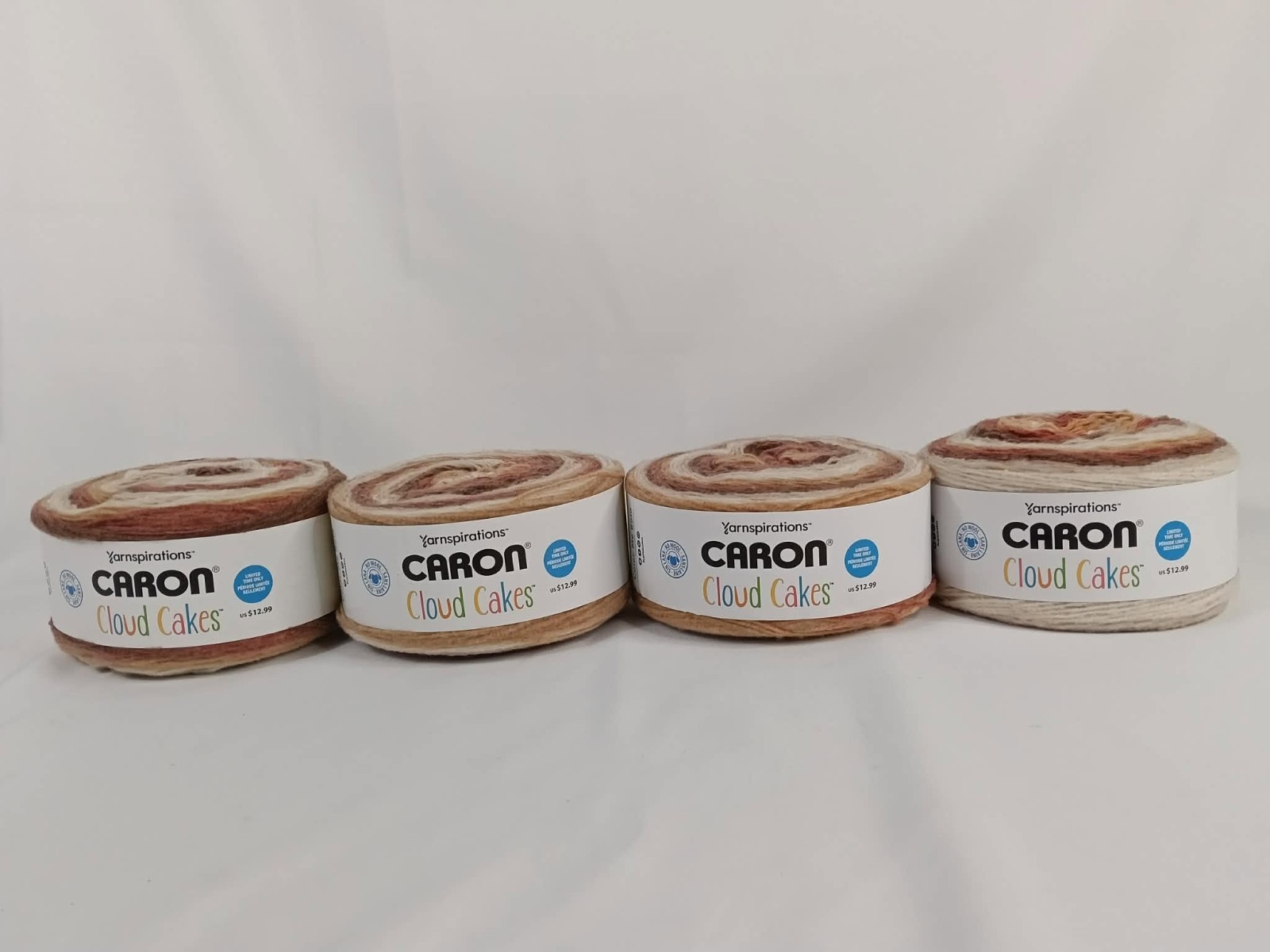 Lot of 4 Yarnspirations Caron Cloud Cakes Cinnamon Swirl Yarn 8.05oz Beige OOP
