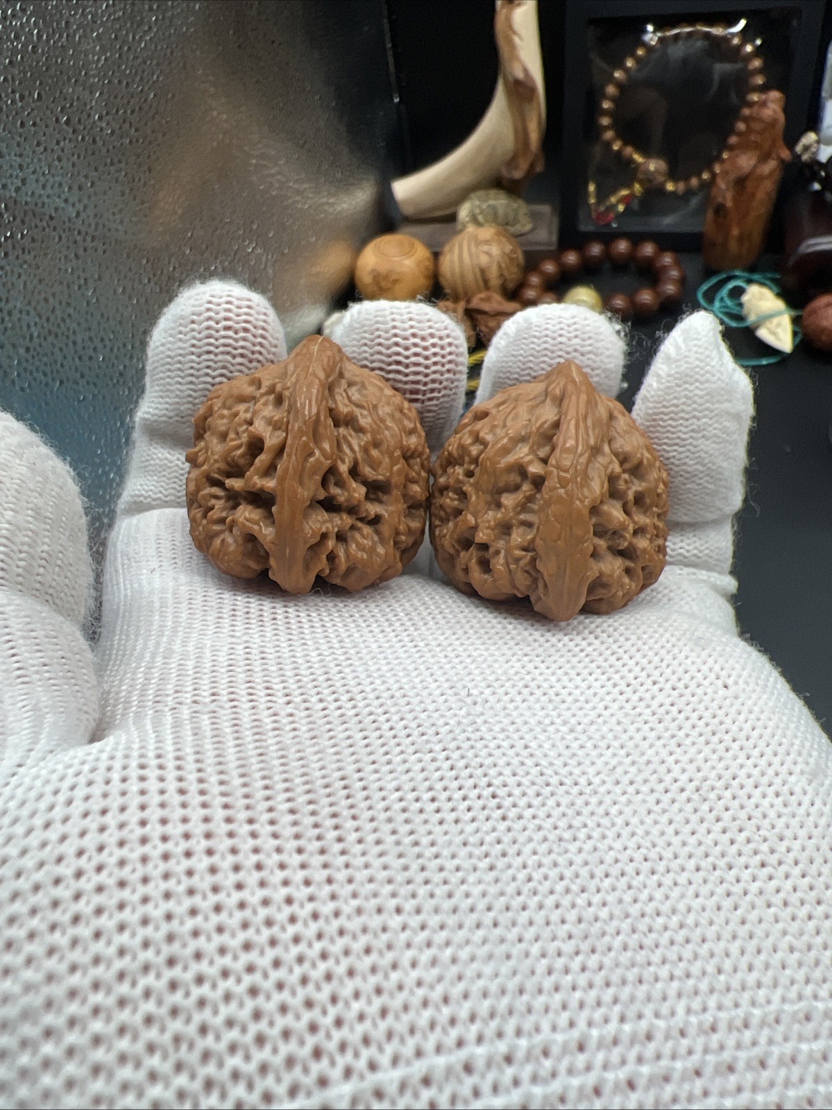 Pair of Match Chinese Health Walnut Collection36×34×33mm 精配文玩核桃～南疆石