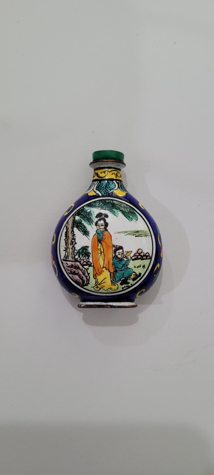 Enamel Snuff Bottle