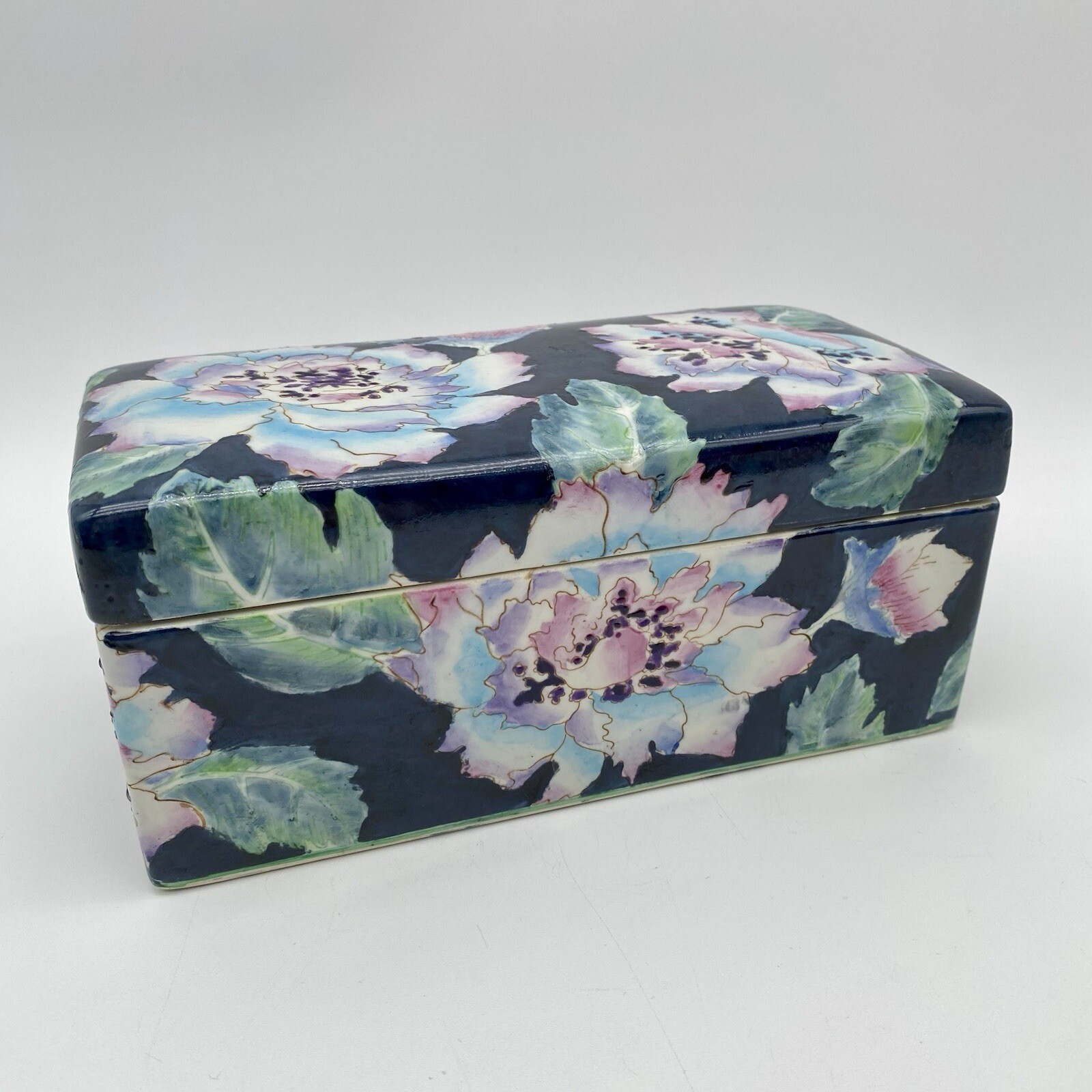 Vintage Ceramic Toyo HFP Macau Hand Painted Flowers Trinket Storage Box