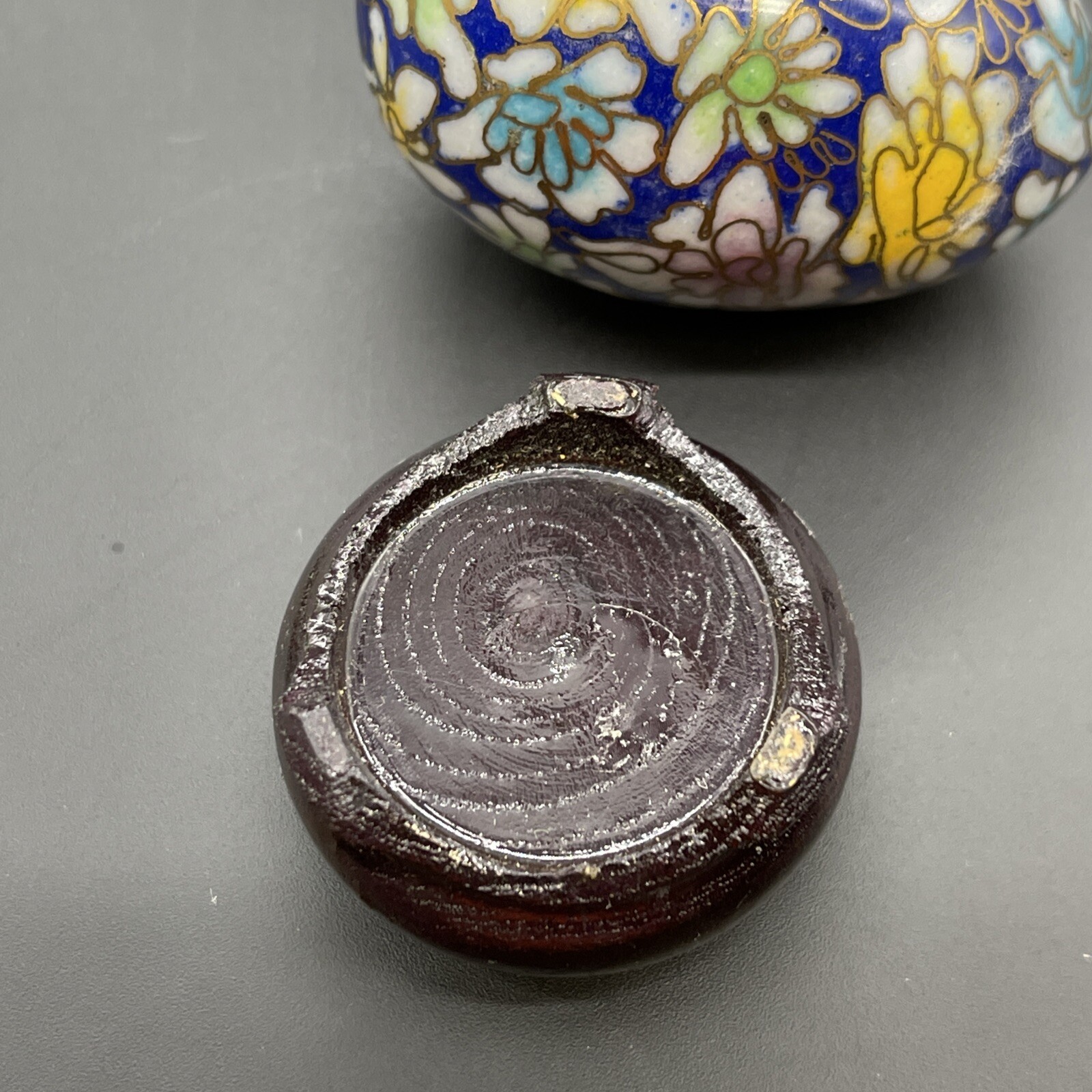 Cloisonné Eggs & Wooden Stands Floral Multicolor & Gold Design Small