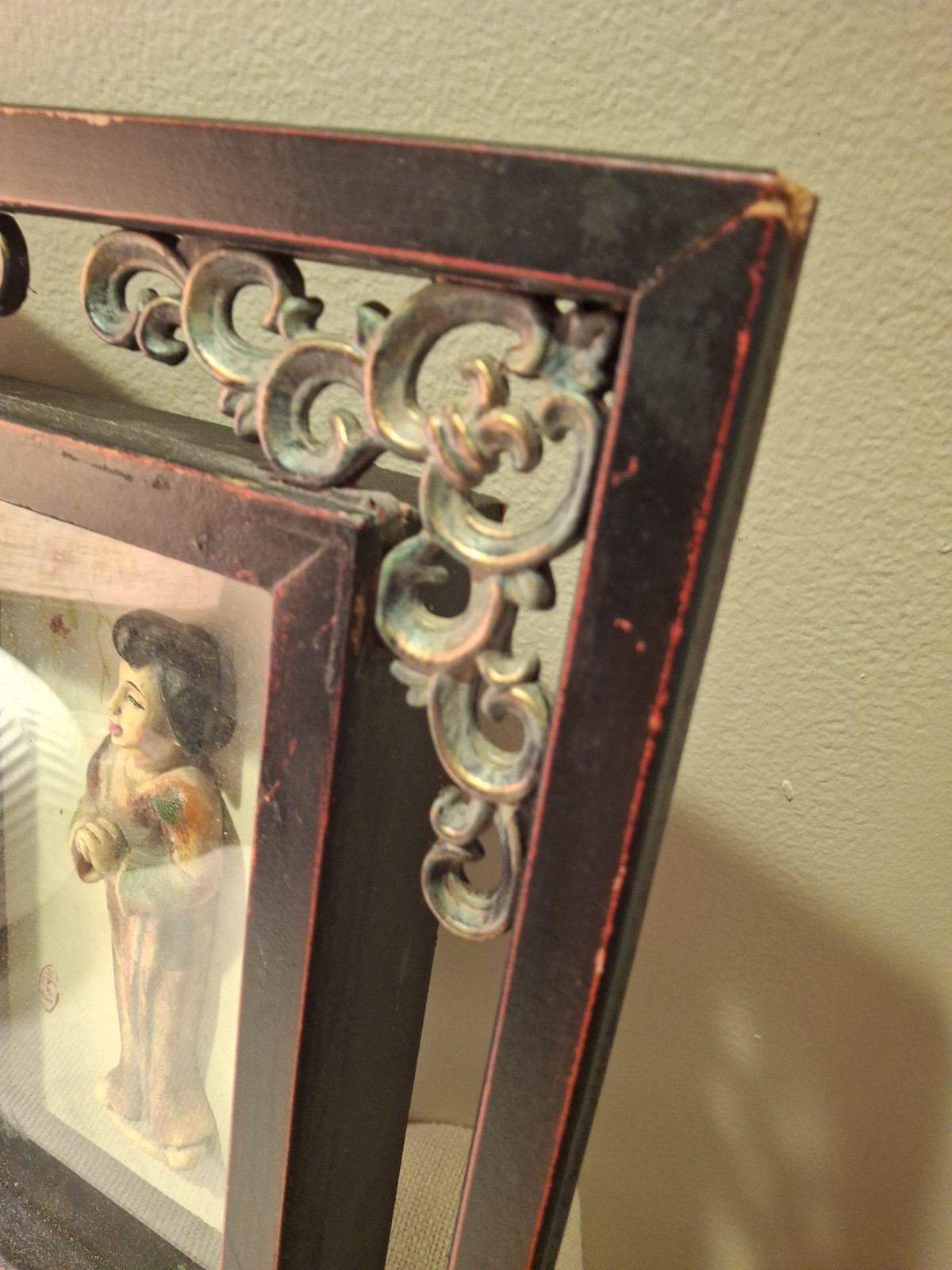 Vintage Chinese Ornate Wood Frame Shadow Box Porcelain Woman 10.5″x14″
