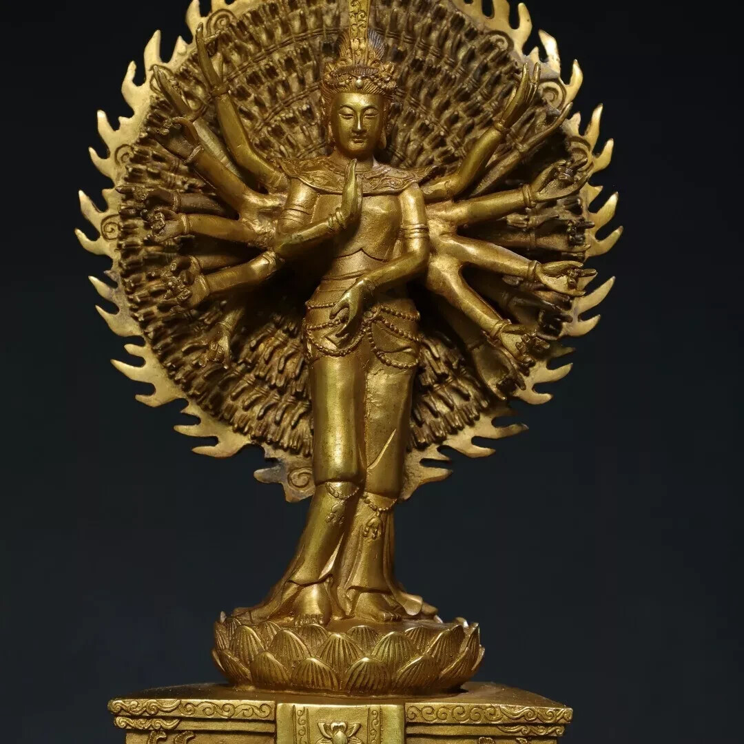 Fengshui old chinese copper Bronze gilded statue of Thousand Handed Guanyin
