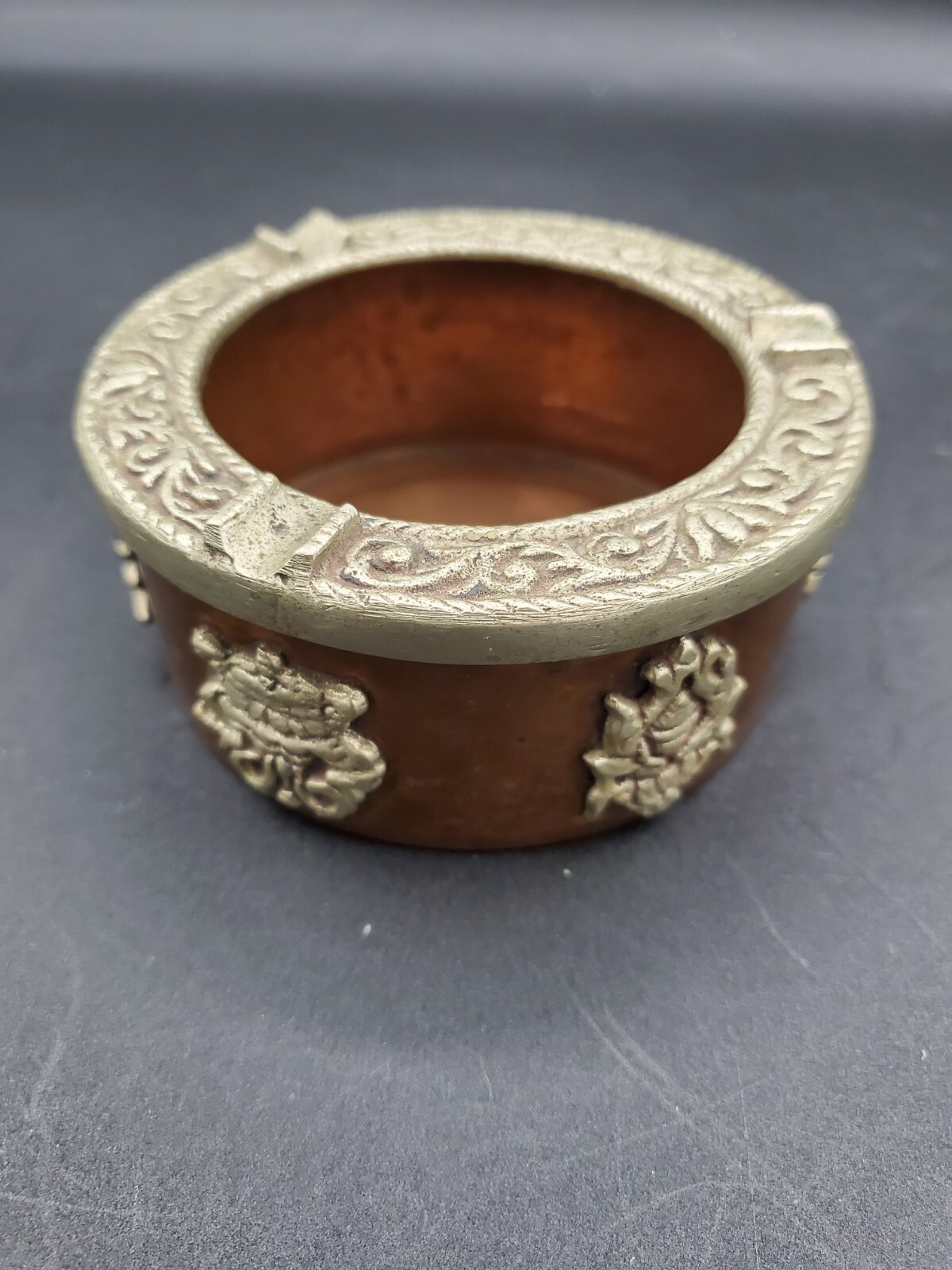 Vintage Copper Anglo-Indian Decorative Ashtray 3.75″ Diameter