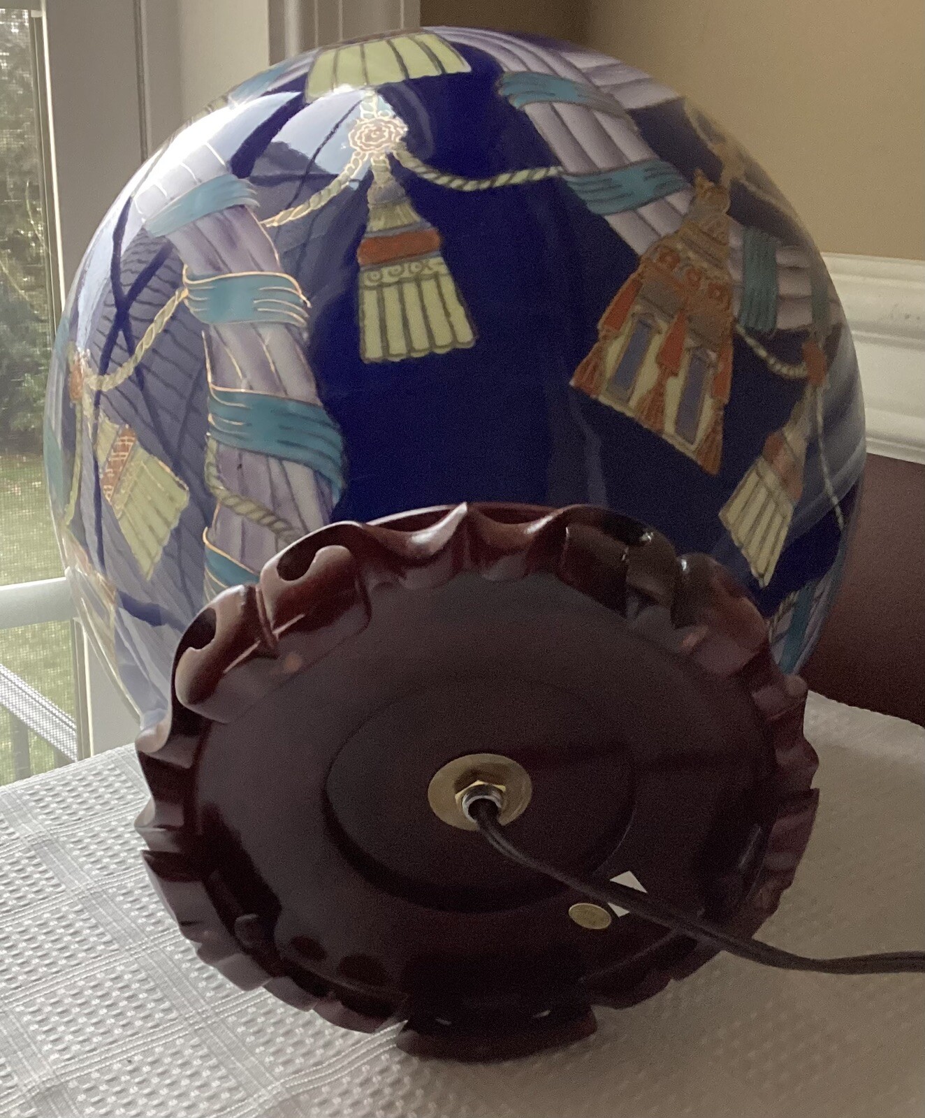 VTG Chinese Cobalt Blue Porcelain Vase Lamp Hand Painted Tassels Ribbons, 16.75”