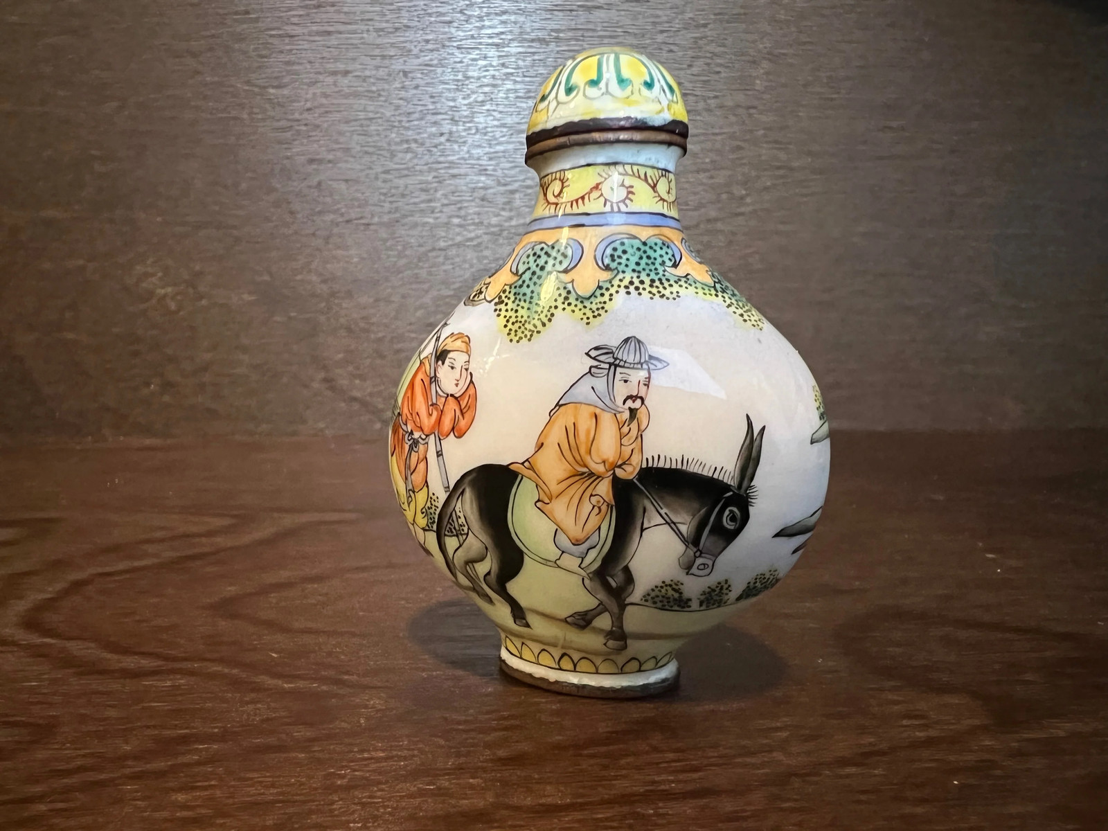 Canton Enamel Snuff Bottle