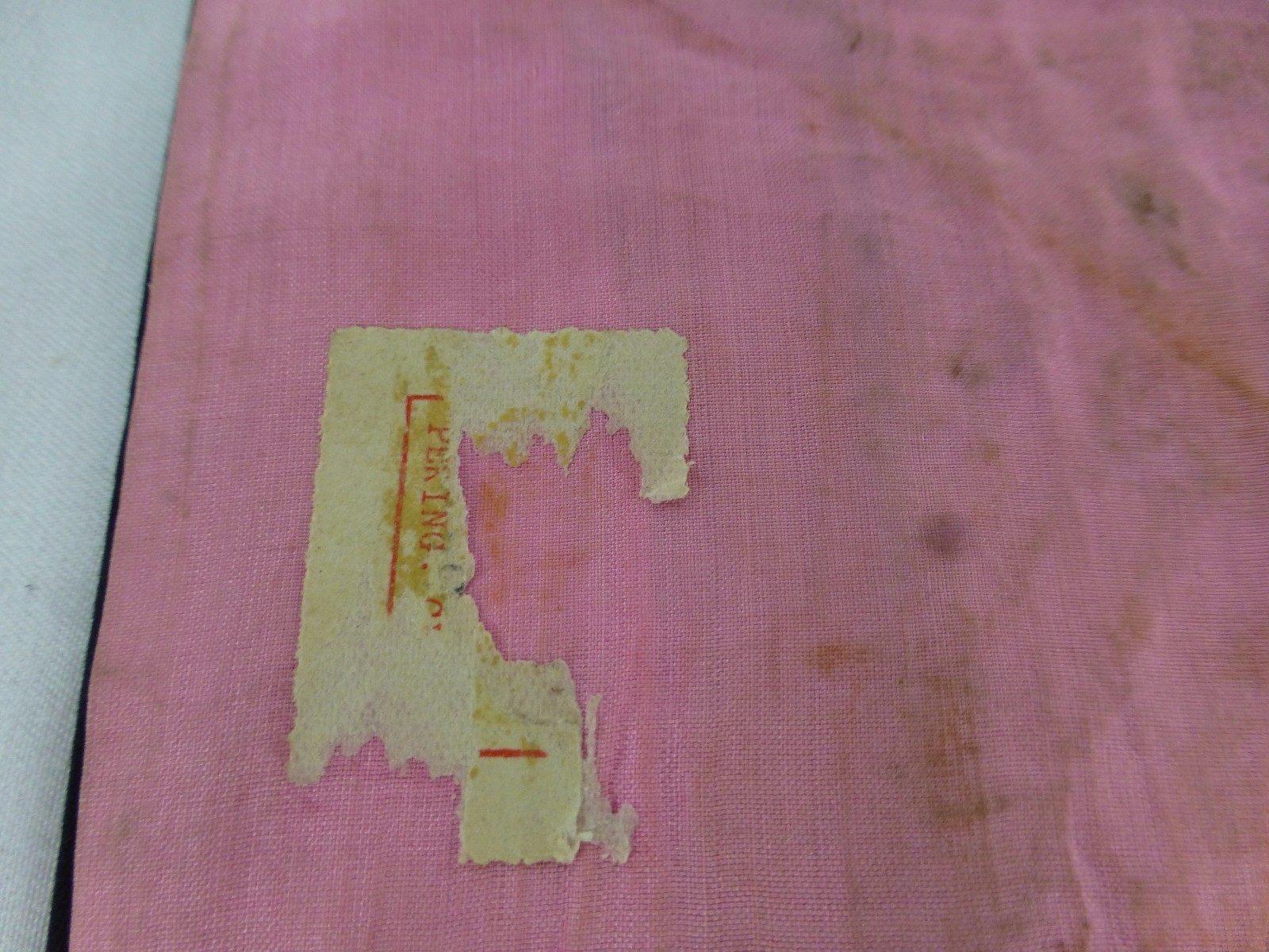 Vintage /Antique Chinese Embroidery unframed textile [Y8-W7-A8]