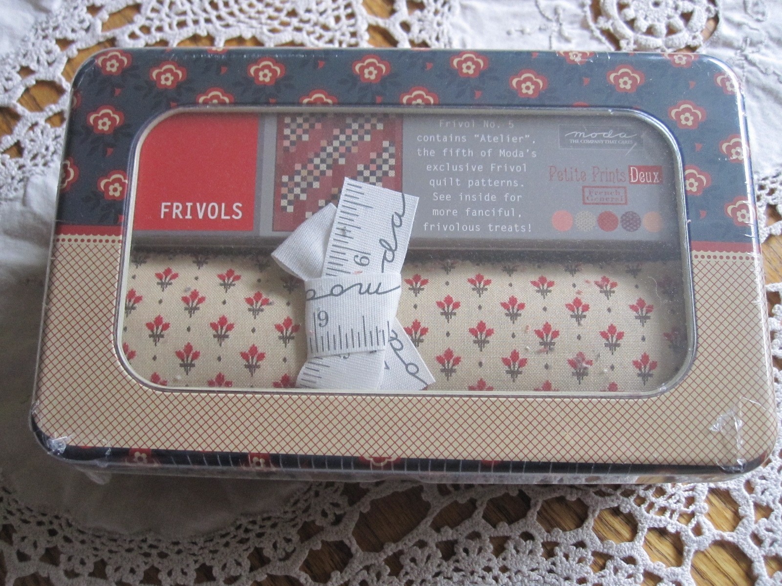 Moda Frivol No. 5 PETITE PRINTS DEUX Quilt Kit + Tin 30″ x 33″ SEALED