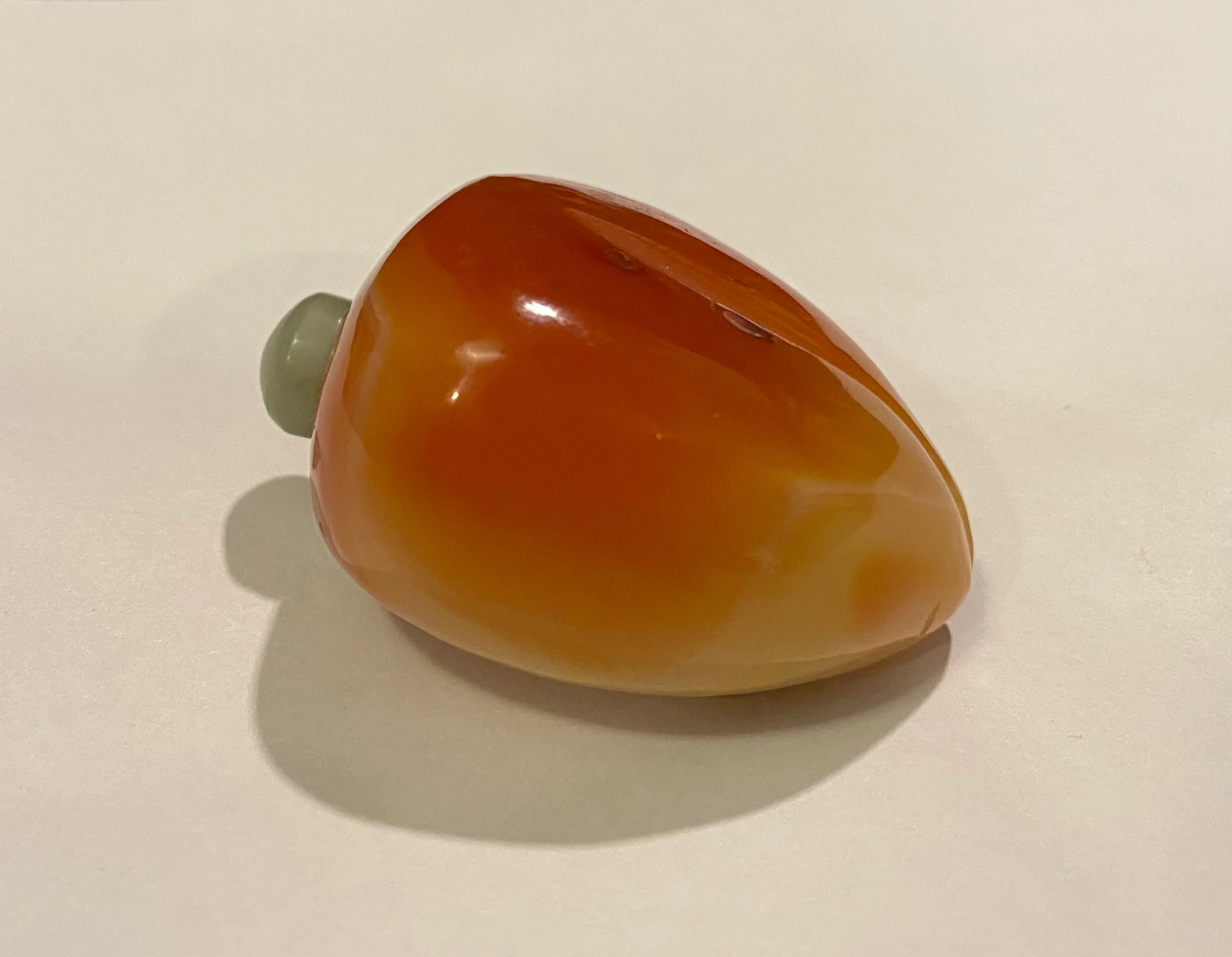Peach Form Carnelian Snuff Bottle