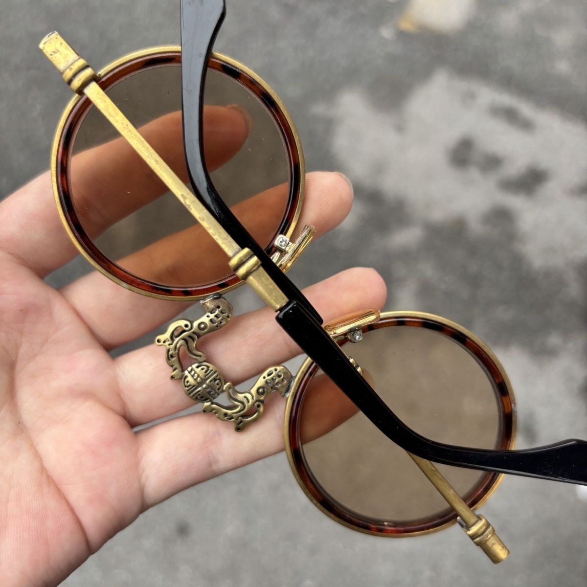 Chinese Style Vintage Glasses Antique Look Costume Eyewear Decor Display Prop