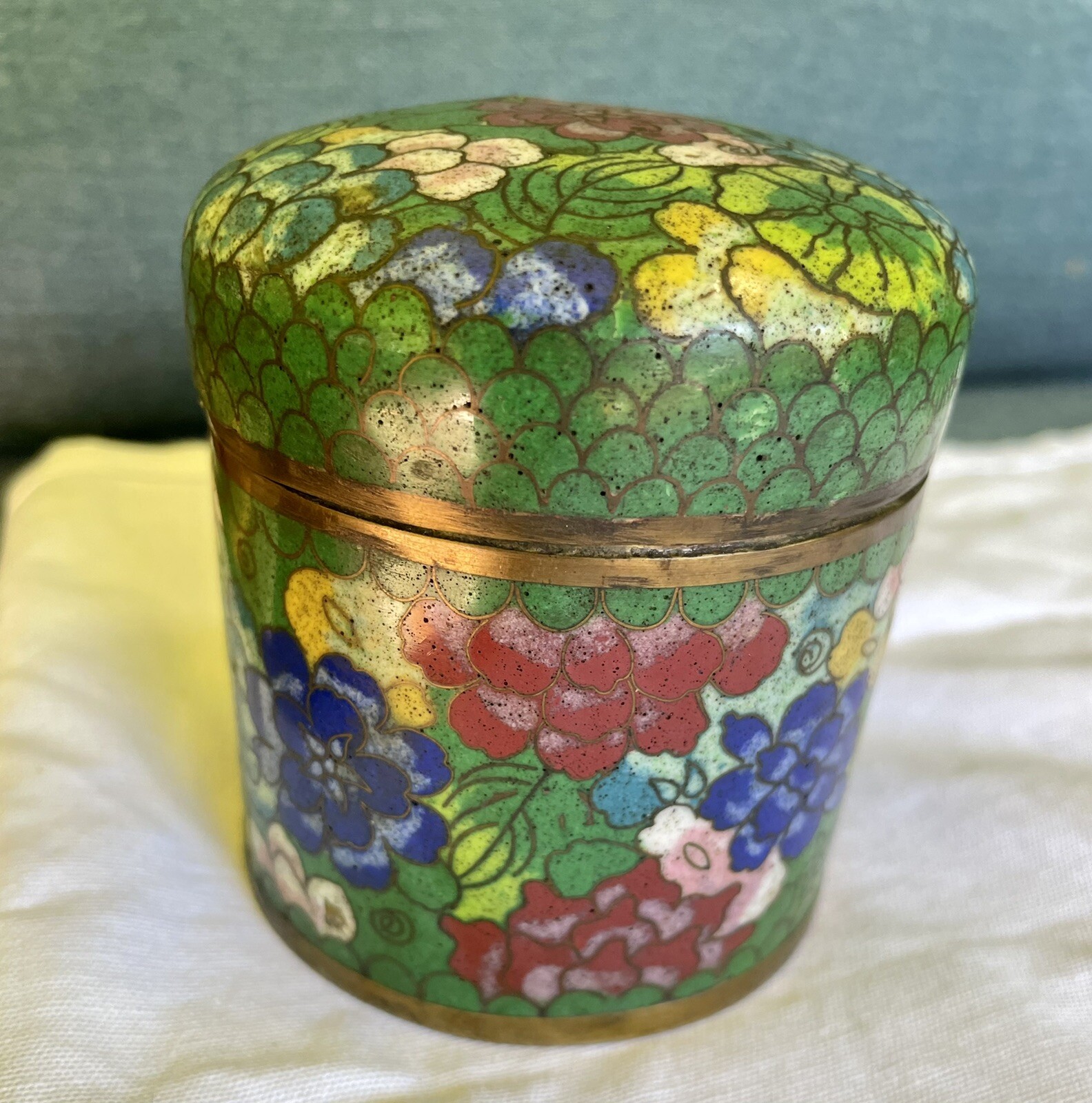 Late 1800’s Chinese Cloisonne Enamel Metal Tea Caddy W Lid