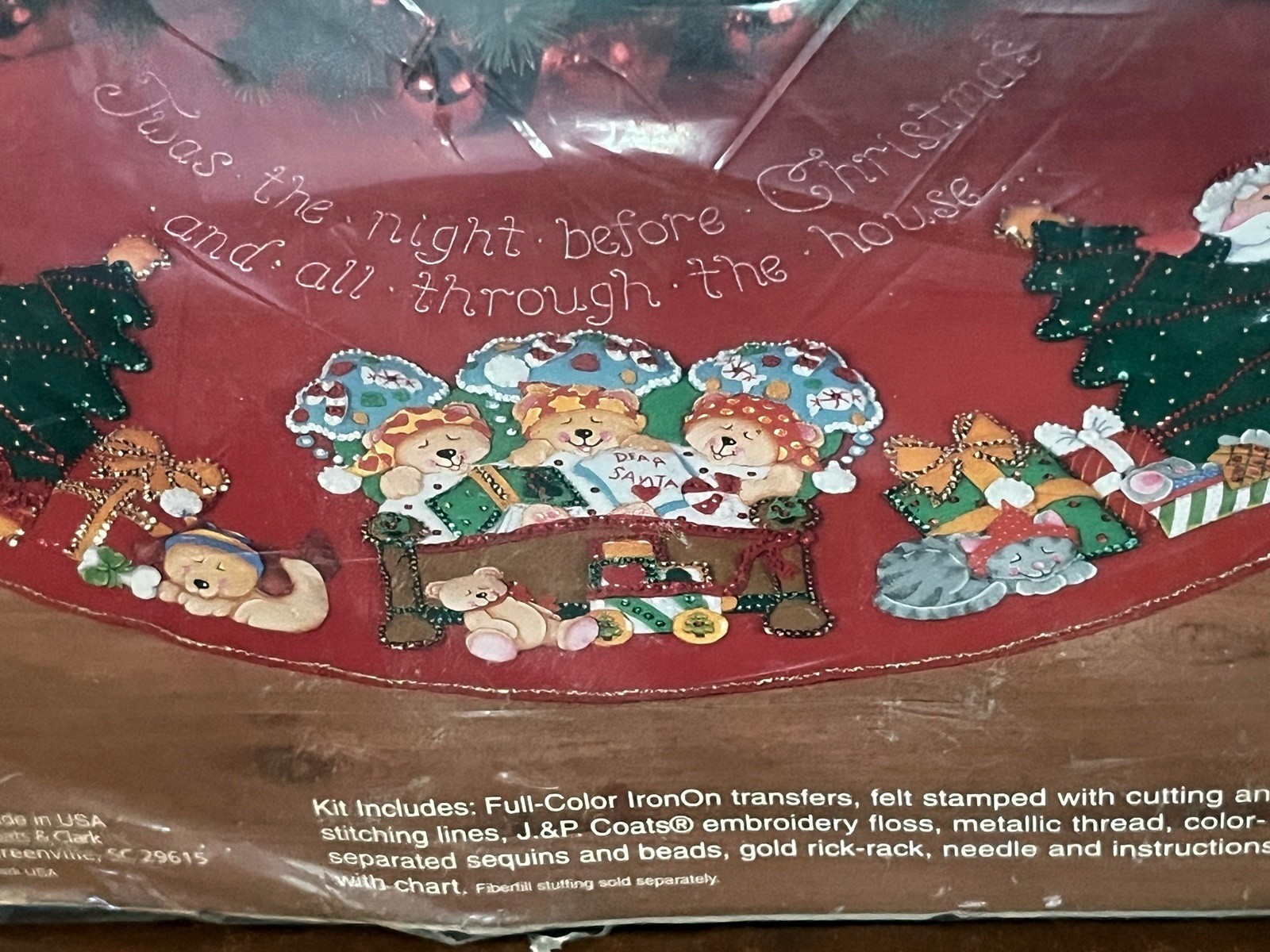 JP Coats Felt Sequin TREE SKIRT KIT 28142 The Night Beefore Christmas Santa 48″