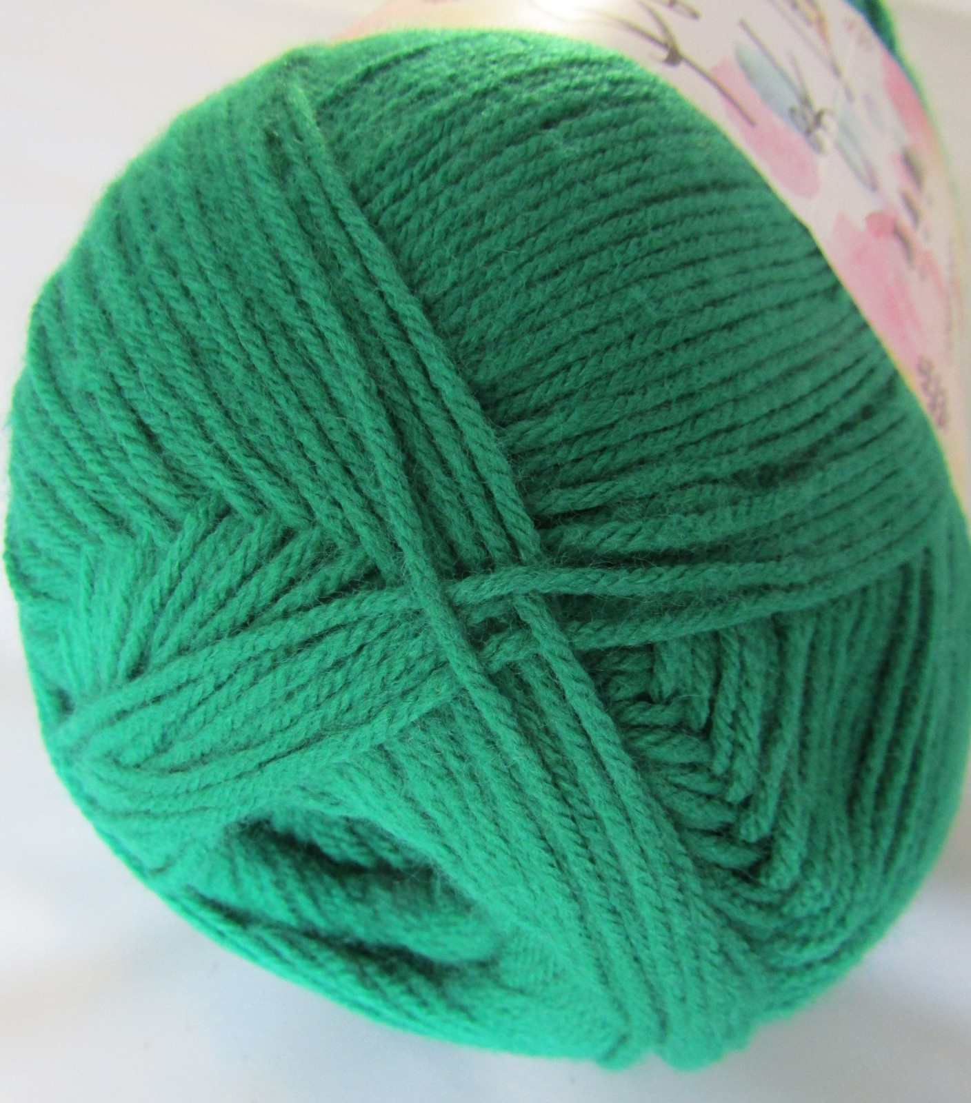Lion Brand Pound of Love Yarn Wintergreen – 1020 Yards 16oz 100% Premium Acrylic