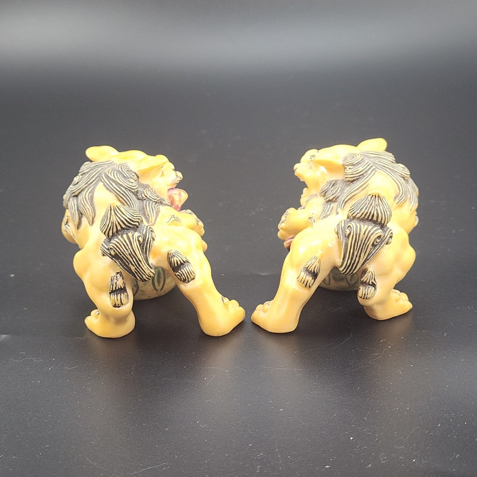 Pair Oriental Foo Fu Dog Figures Khara 2 Lions Vintage 2.5″h X 3″l Resin MCM