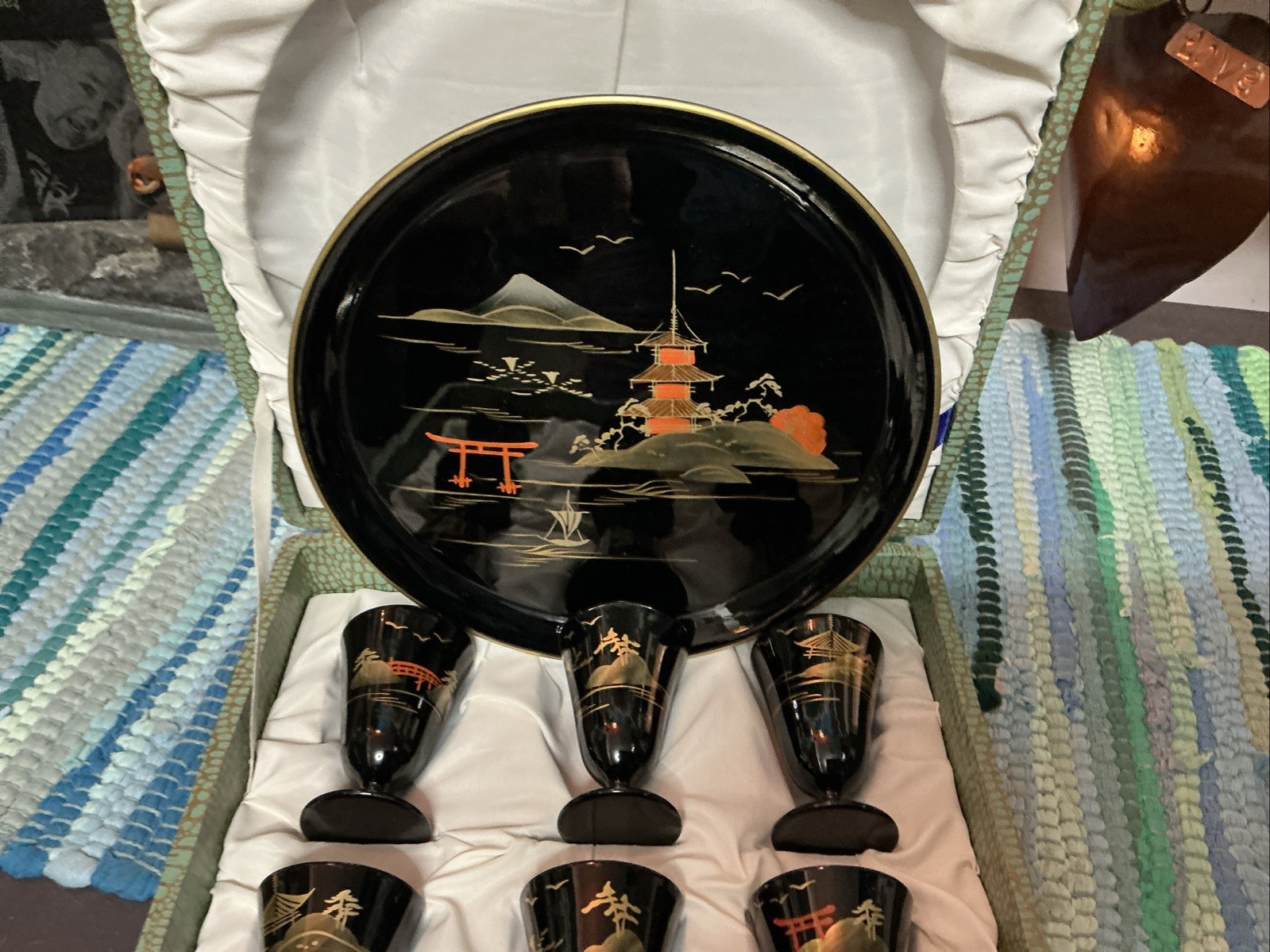 VINTAGE 1940s ASIAN BLACK LACQUER WOOD PLATE & CORDIAL SET UNIQUE