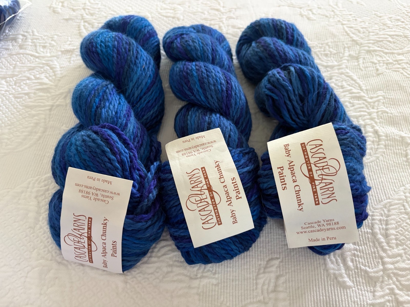 Cascade Yarns Paints Blue Purple #9825 100% Baby Alpaca Chunky 3 Hanks 324 yds