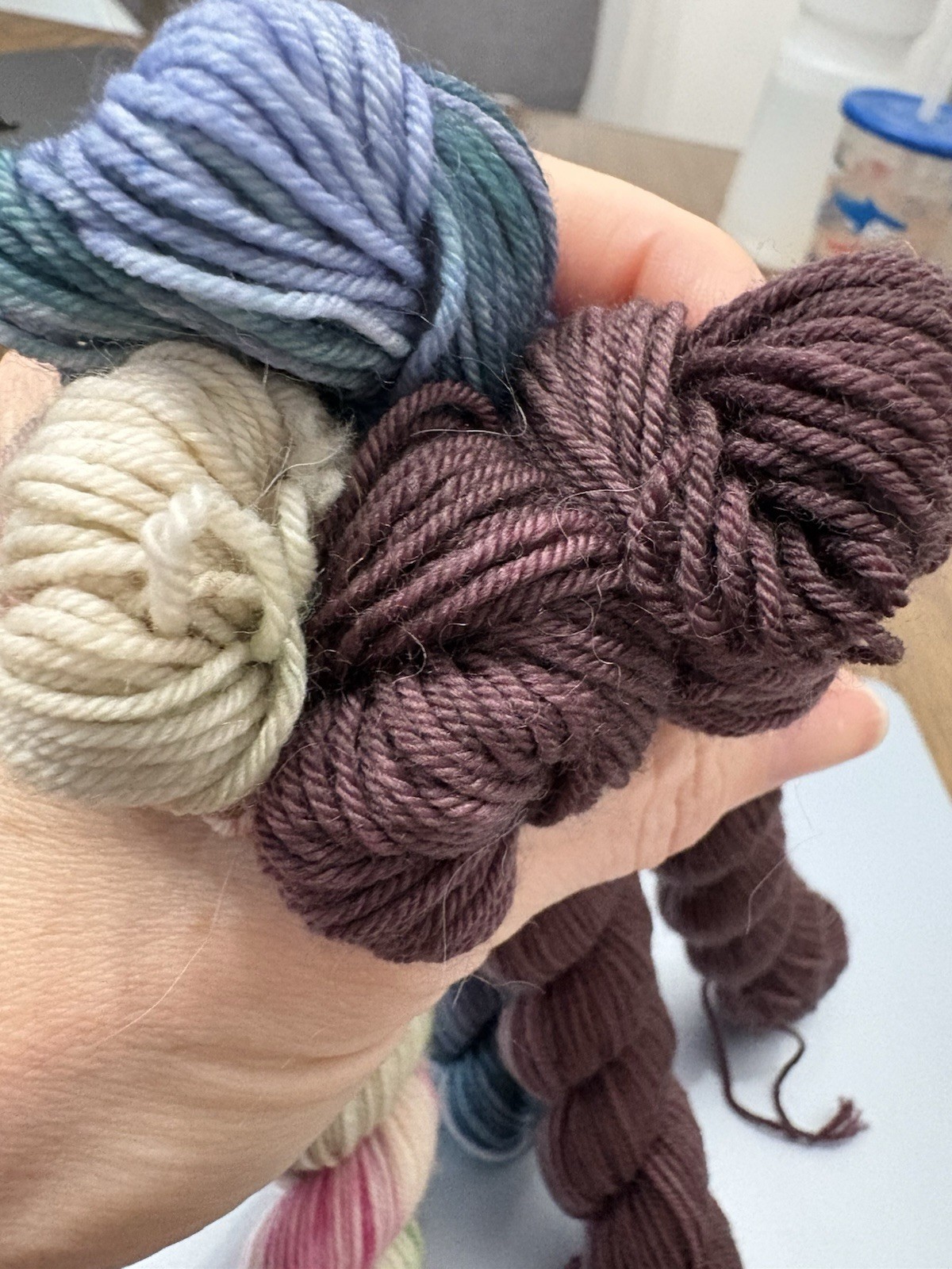 Mixed Lot Of 4 Small Skeins Of Yarn Burgundy Blues Pink Green Weighs 2.9oz Total