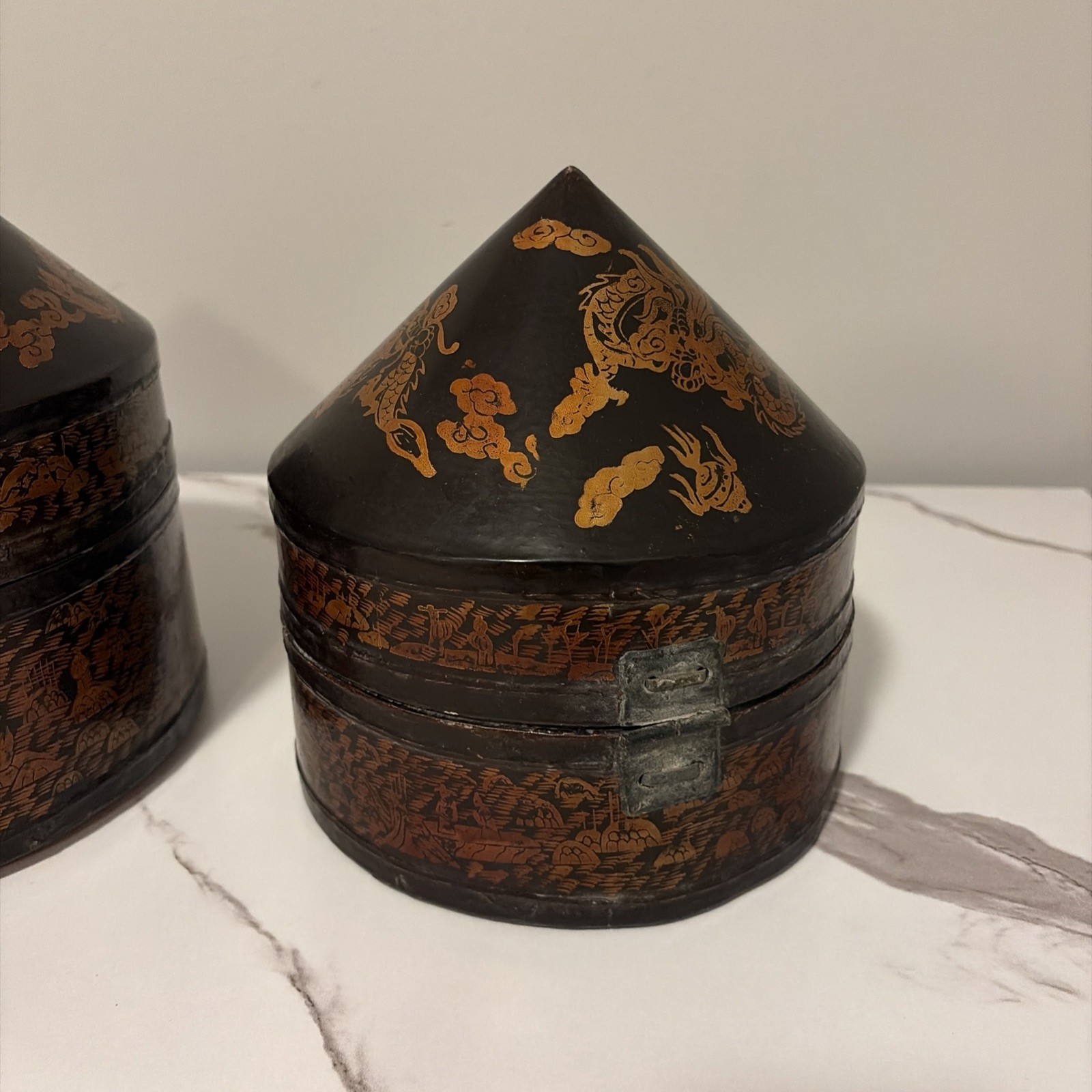 Oriental Vintage Lacquer Wooden Caddy Dresser Case Set Dragons