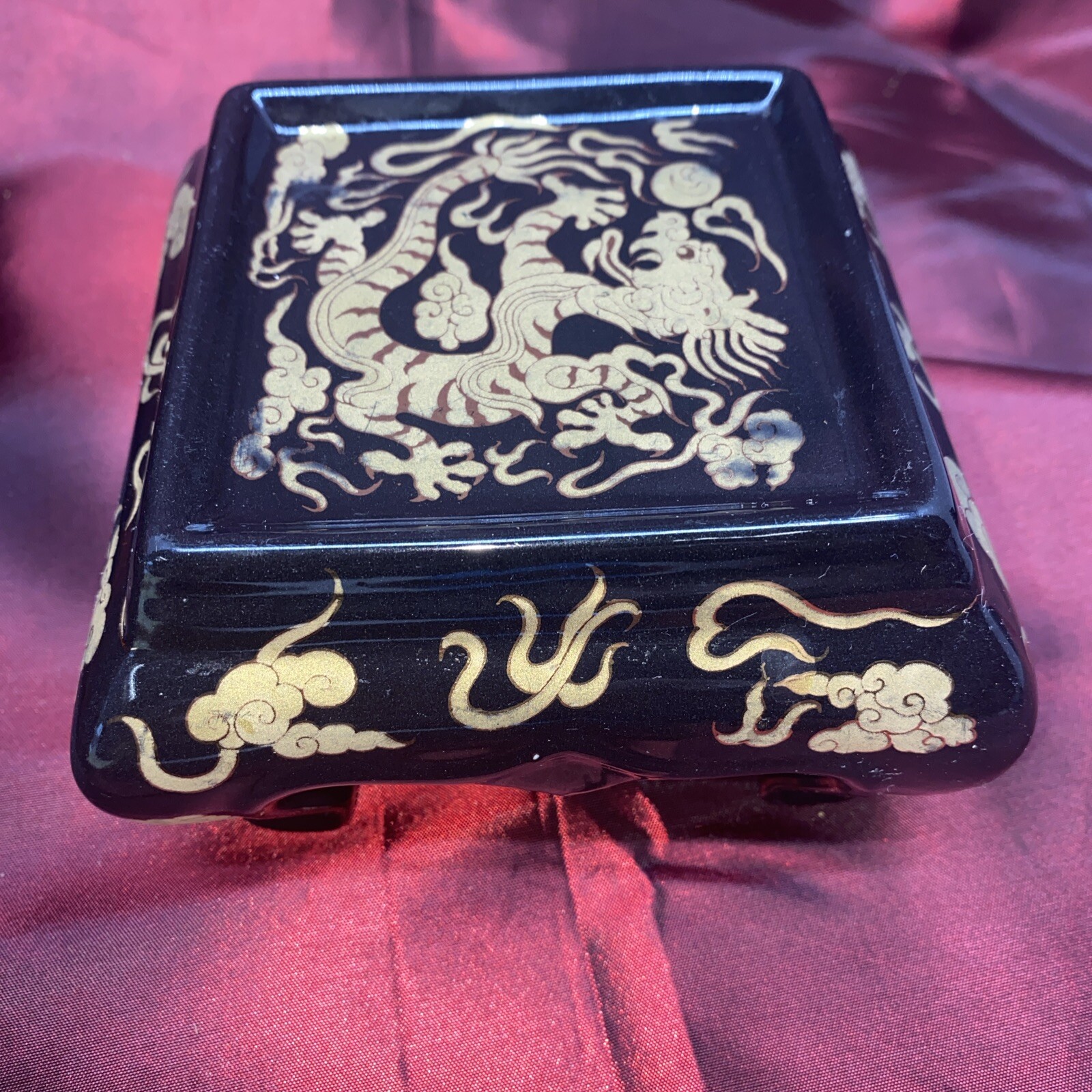 Black & Gold Dragon Trinket Base Candle Yi Lin Arts Treasures of China See Burn