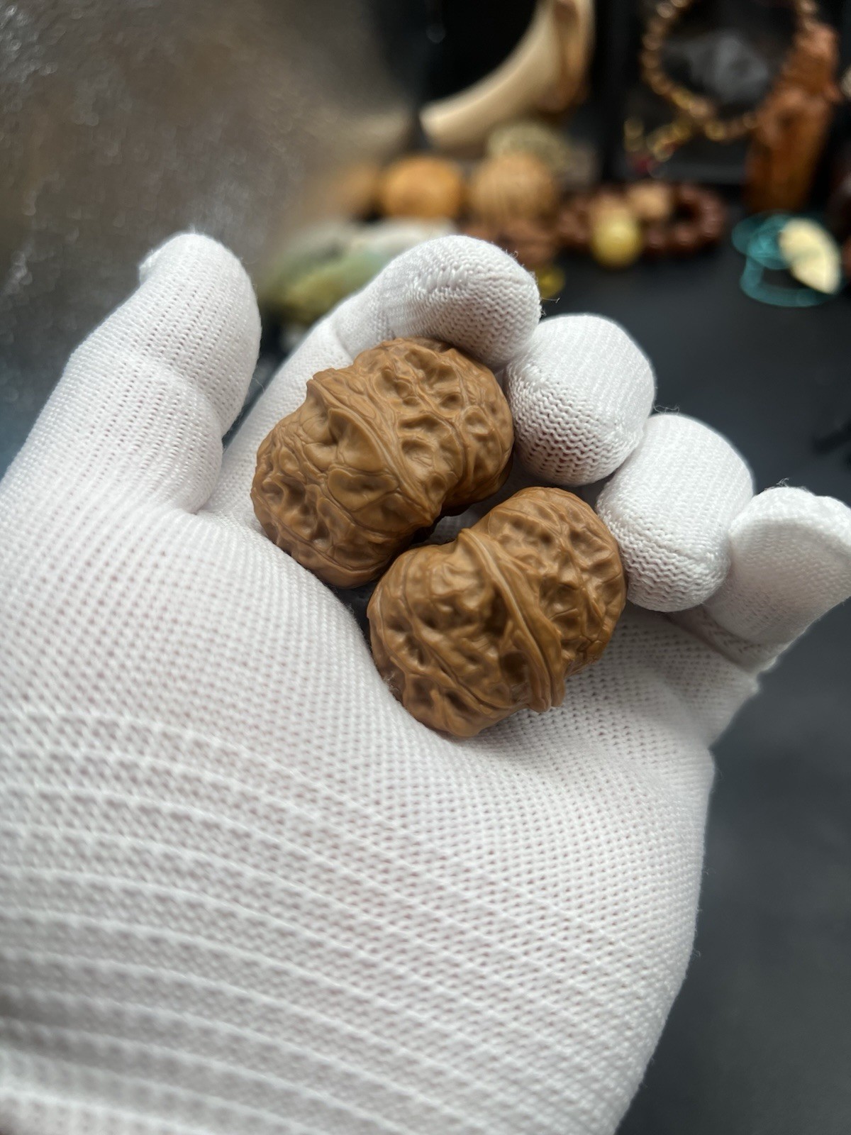 Pair of Match Chinese Health Walnut 27×36×26mm 精配文玩核桃～小众门头沟元宝