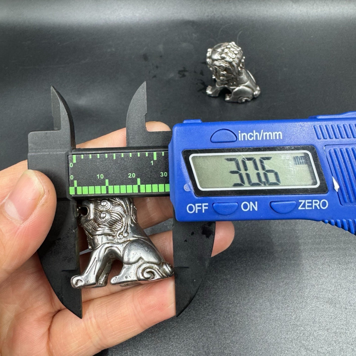 Pair Silver Tone Metal Chinese Foo Dog Lion Mini Statues Feng Shui Protection