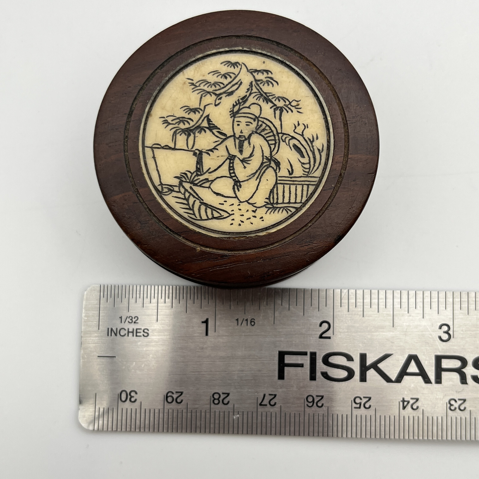 Chinese Compass Wood Inlaid Symbols Swing Hinge