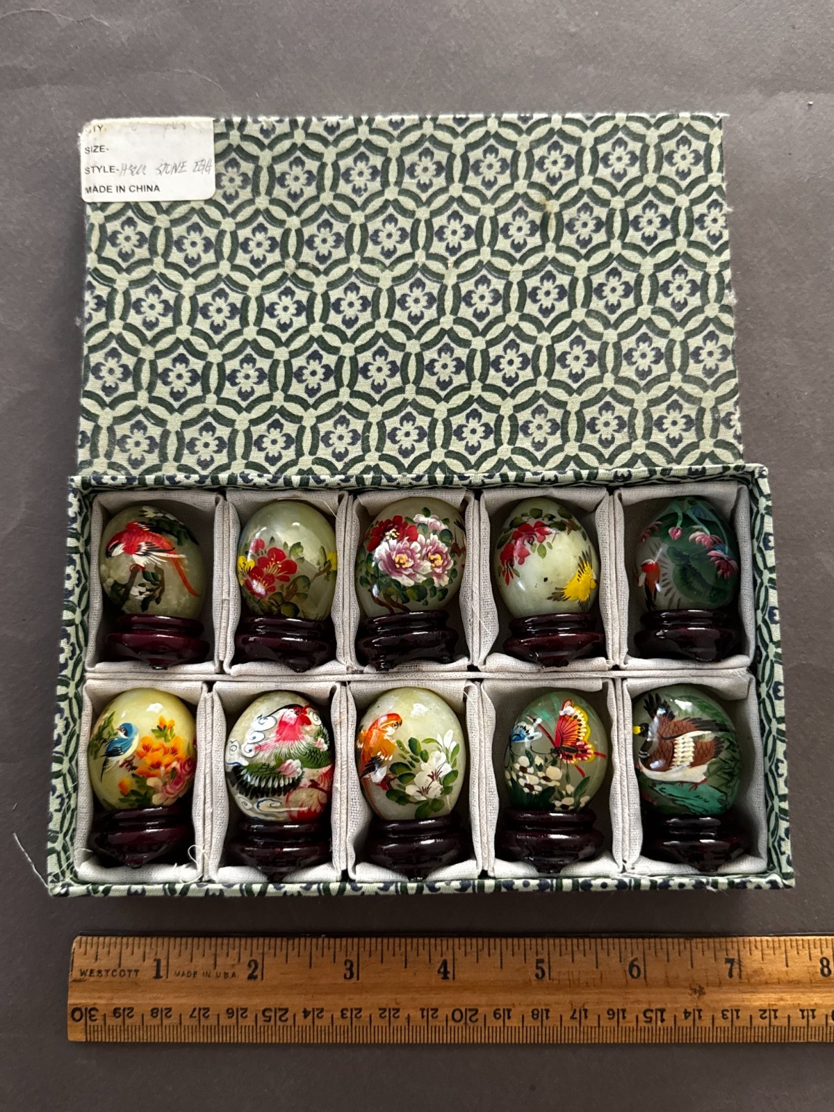 LOT OF 10 HAND PAINTED CHINESE HSIU STONE JADE EGGS WITH WOOD BASE STANDS W/ BOX
