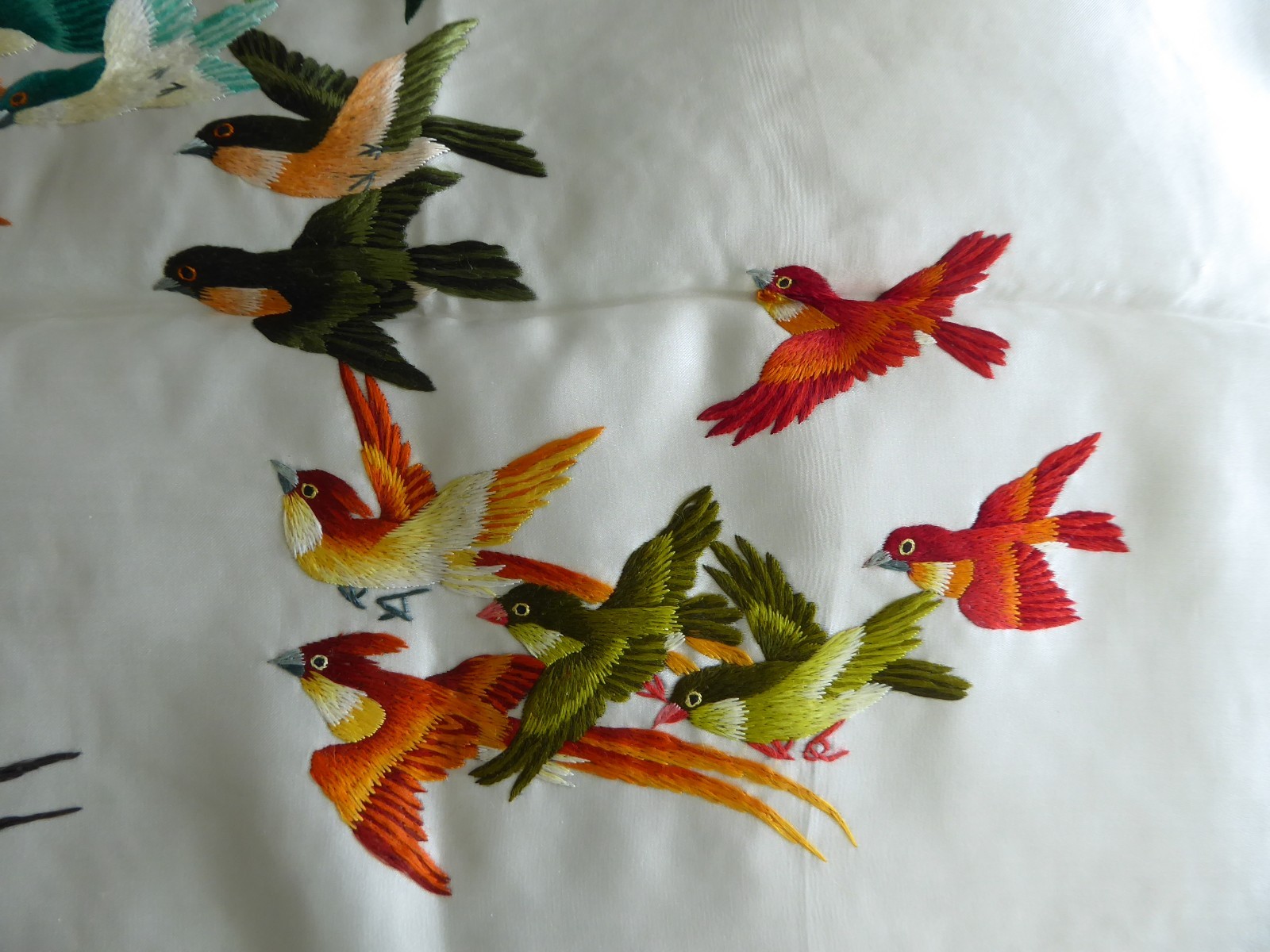 Vintage Chinese Embroidered Silk 100 Birds & Phoenix Lge Panel Bed Cover 29″x60″