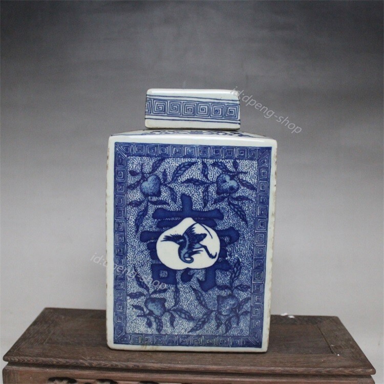 Chinese Blue and White Porcelain Longevity Peach Red-crowned Crane Tea Caddy Pot