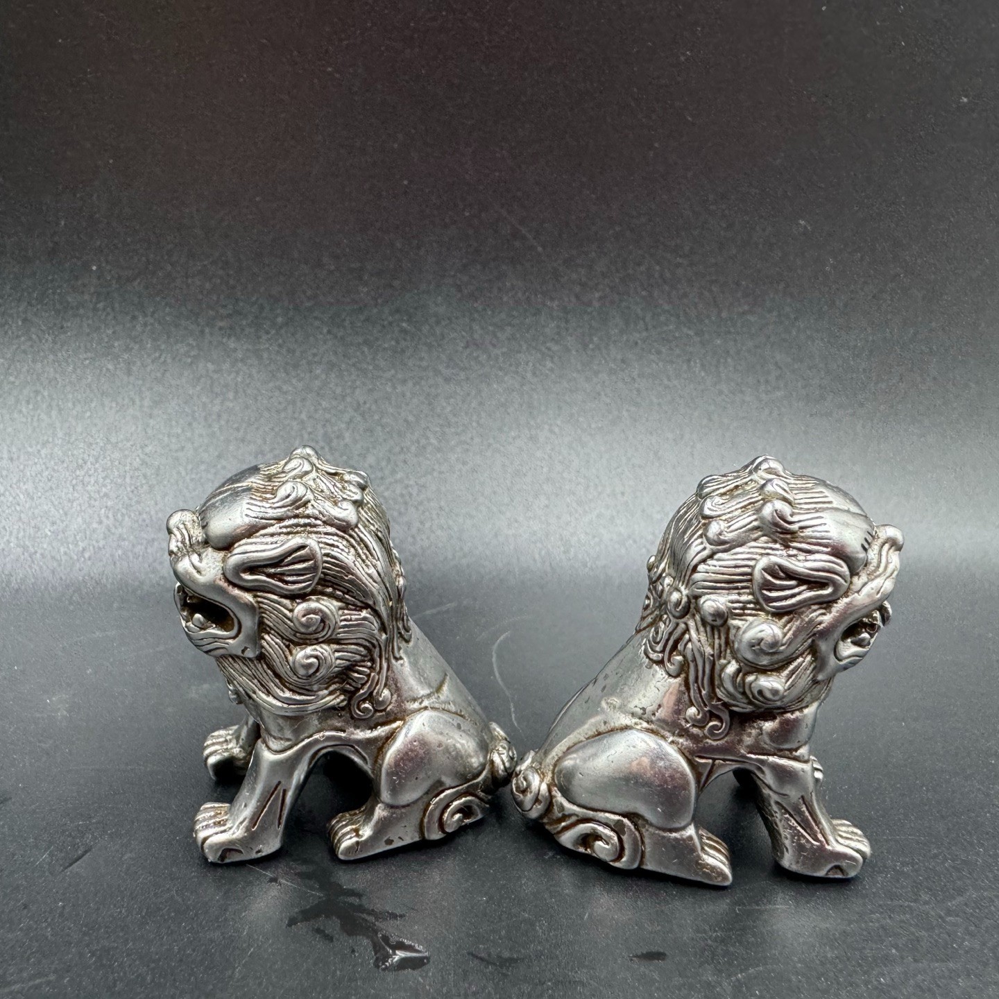 Pair Silver Tone Metal Chinese Foo Dog Lion Mini Statues Feng Shui Protection