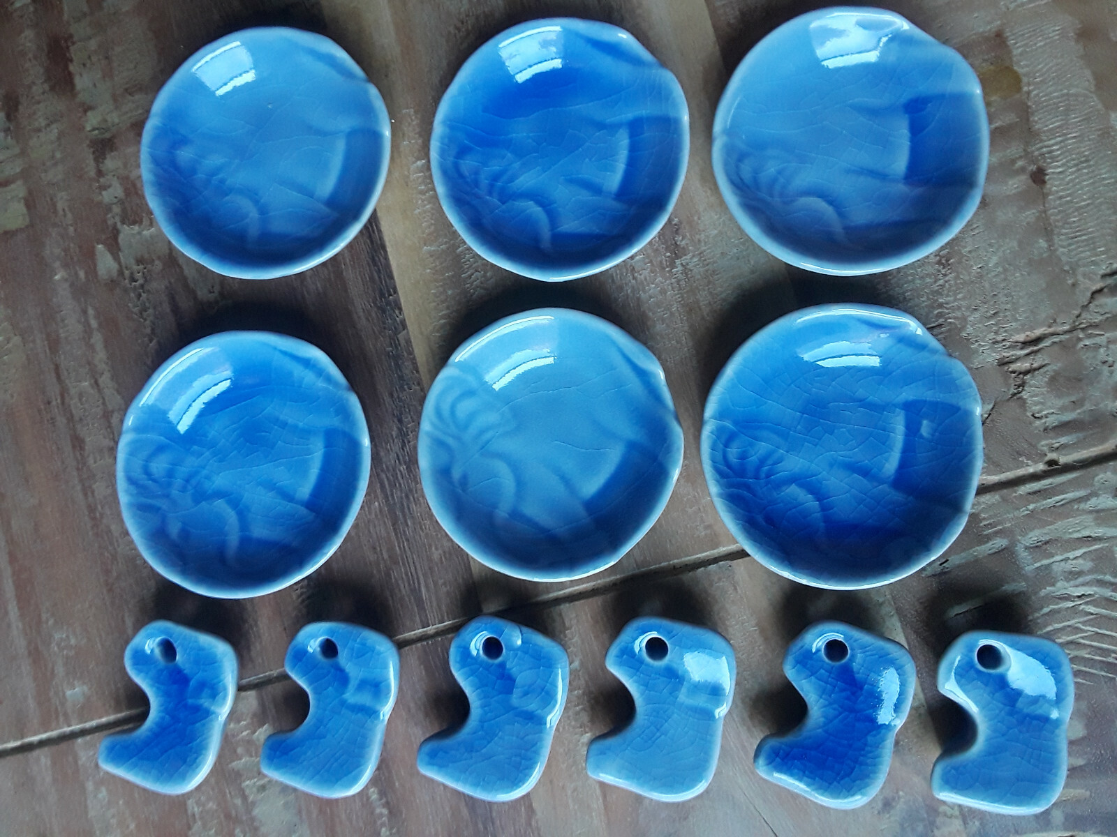 Set-6 Thailand sauce dishes+chopstick rests, glazed, stylized elephant design