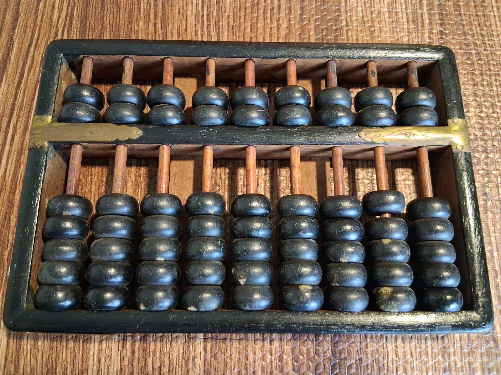 Abacus Black Wood Frame with Brass Brackets 9 Rows & 63 Beads 8” X 5” Vintage