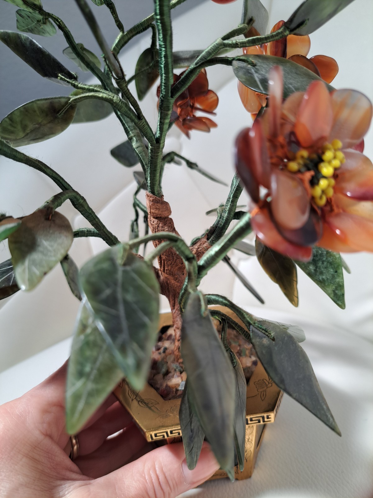 Vintage! Jade gemstone potted flowers With Brass Pot And Jade Decor.