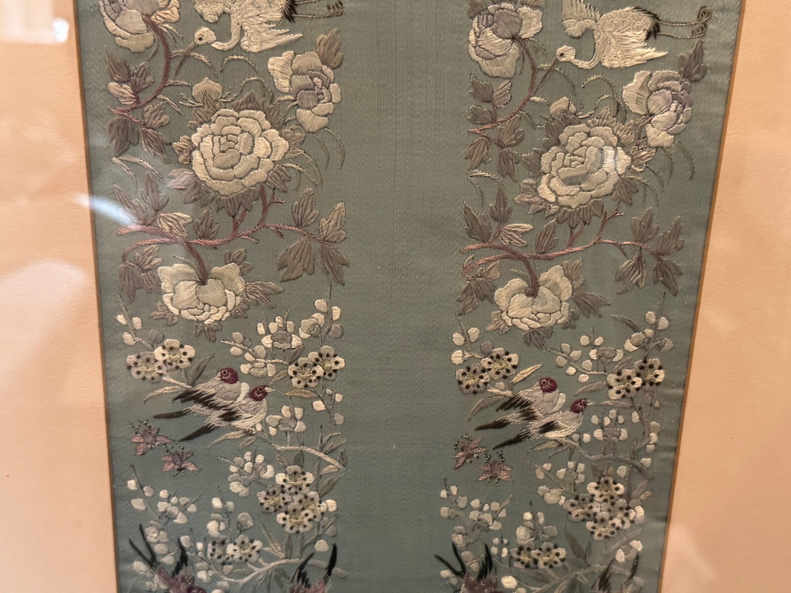 Vtg Antique Chinese Framed Silk Embroidered Textile Birds & Flowers Decoration