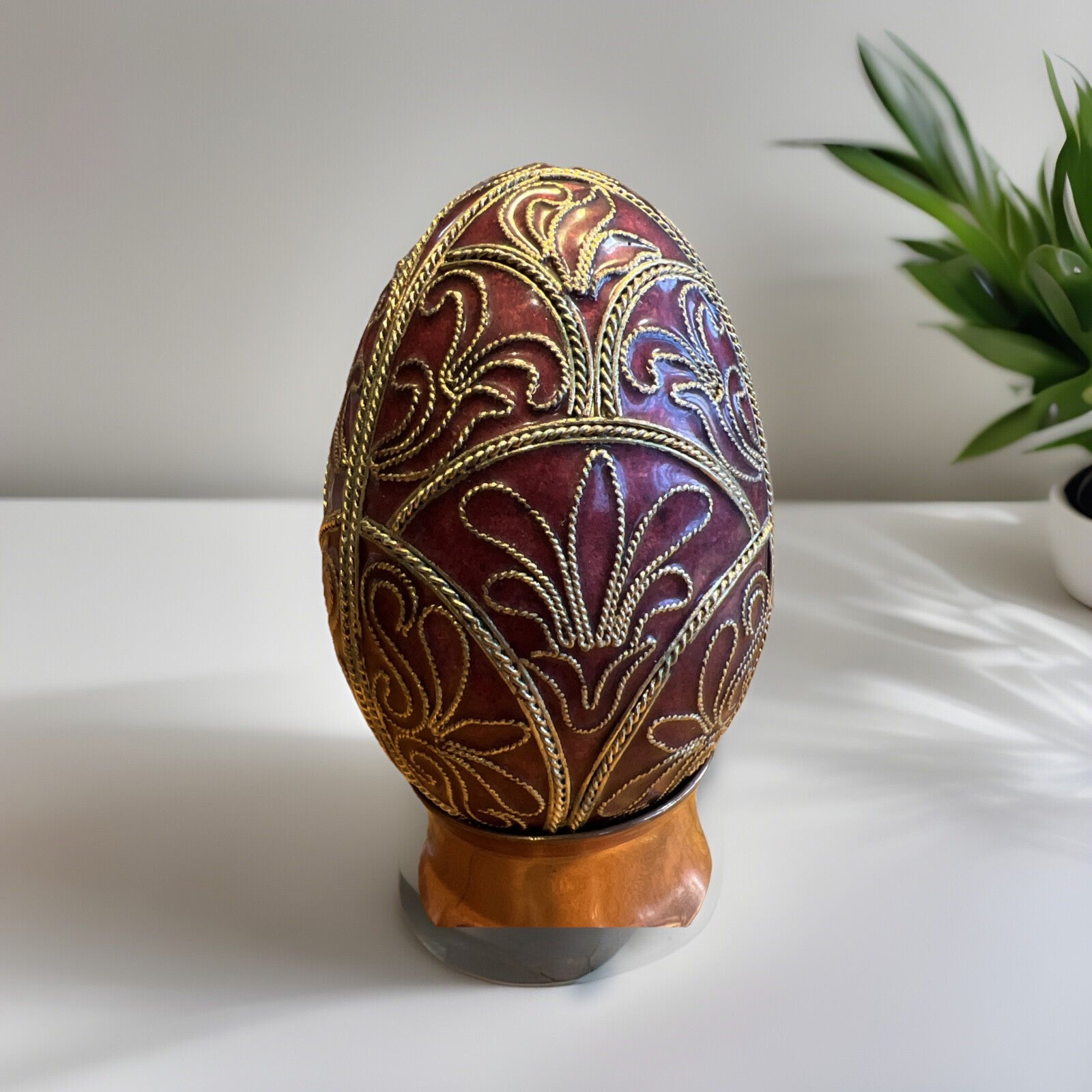 Red Enamel Cloisonné Egg Handcrafted Metalwork w/Raised Gold Wiring Collectible