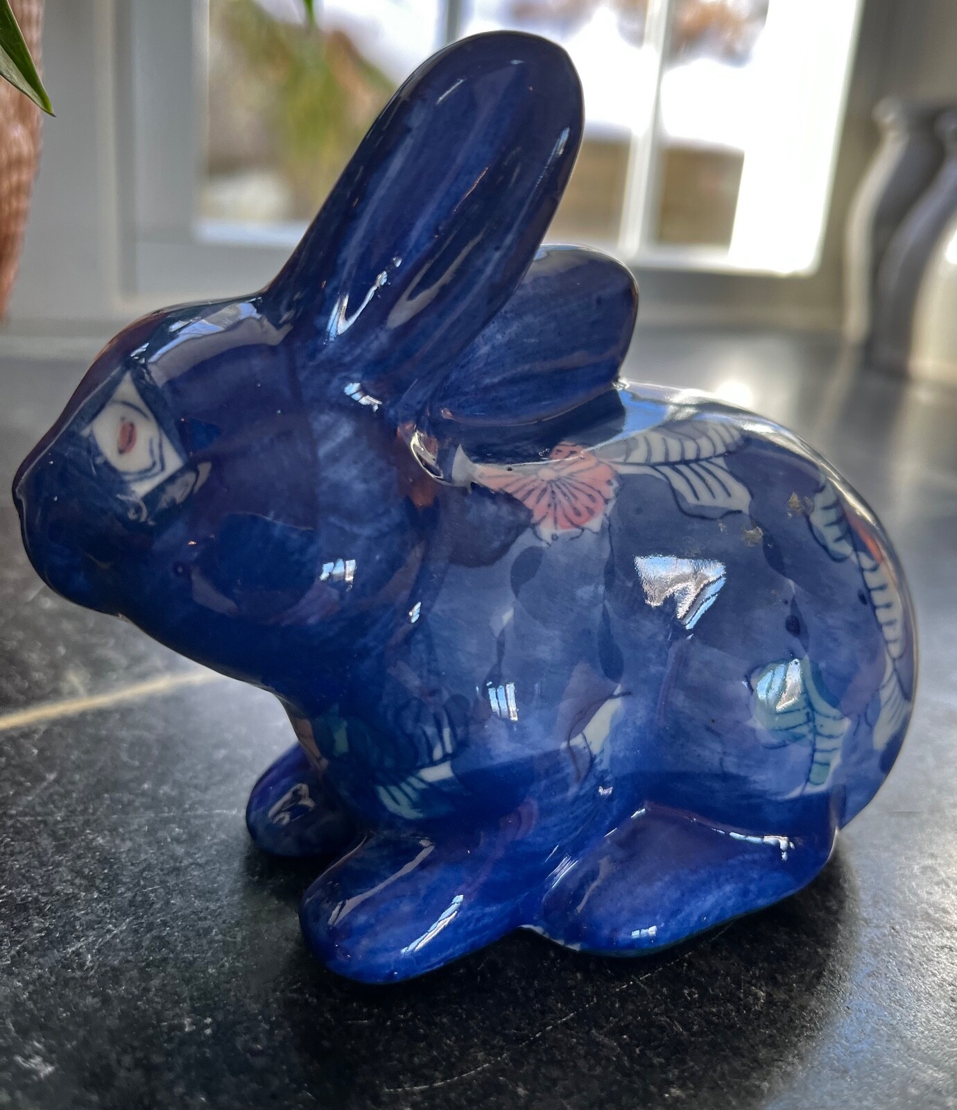Vintage Chinese Export Hand Painted Floral/Leaf Cobalt Rabbit c1980
