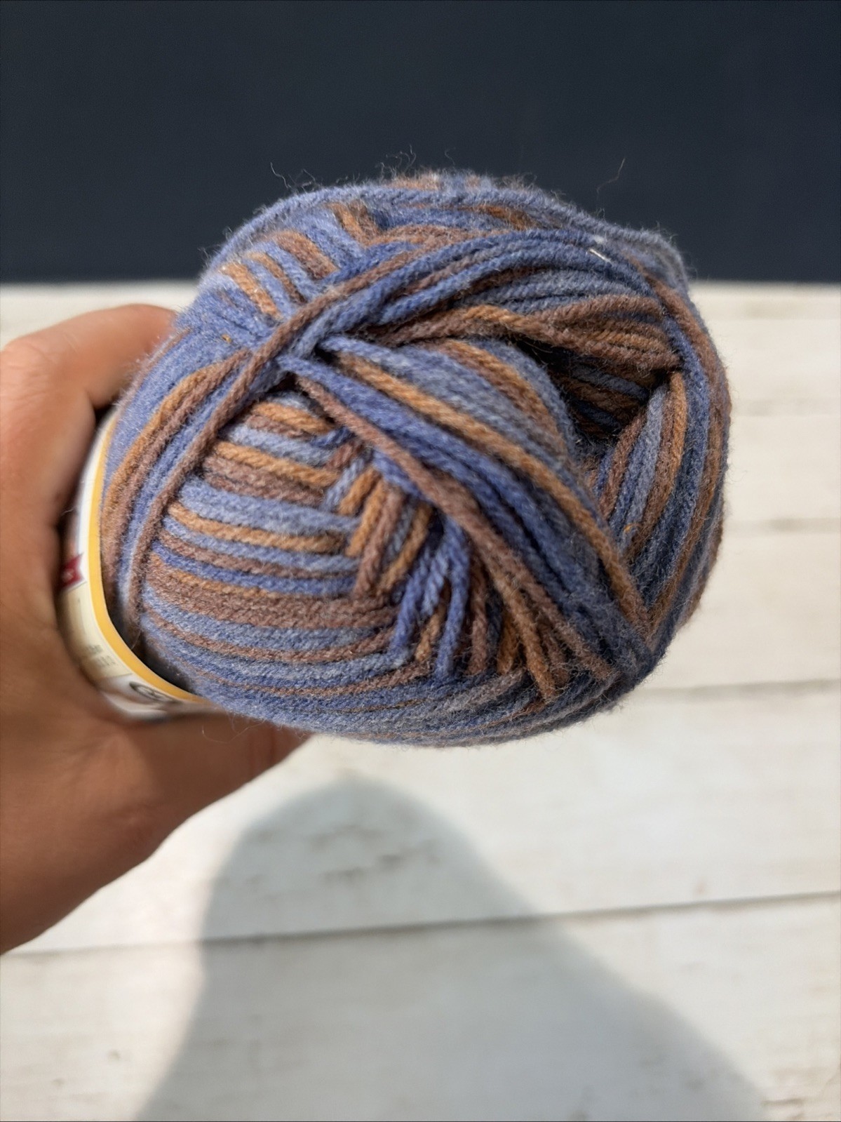 BERNAT SOX SOCK YARN SUPER FINE WOODEN DENIM 1 SKEIN 425 YARDS MAKES A PAIR B11