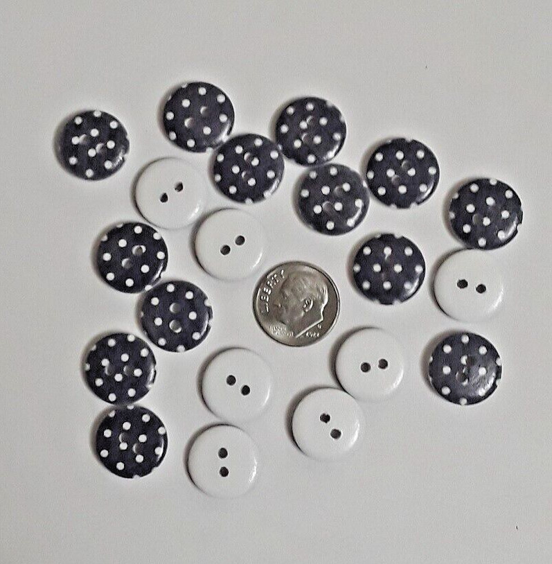 Pkg of 20 BLACK and WHITE Polka Dot 2-hole Wood Buttons 5/8″ (15mm) Craft (W302)