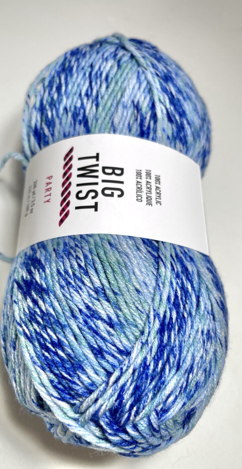 BIG TWIST – PARTY YARN. 1Ball. GLACIAL POOL. 1 combine Shipping, see details.