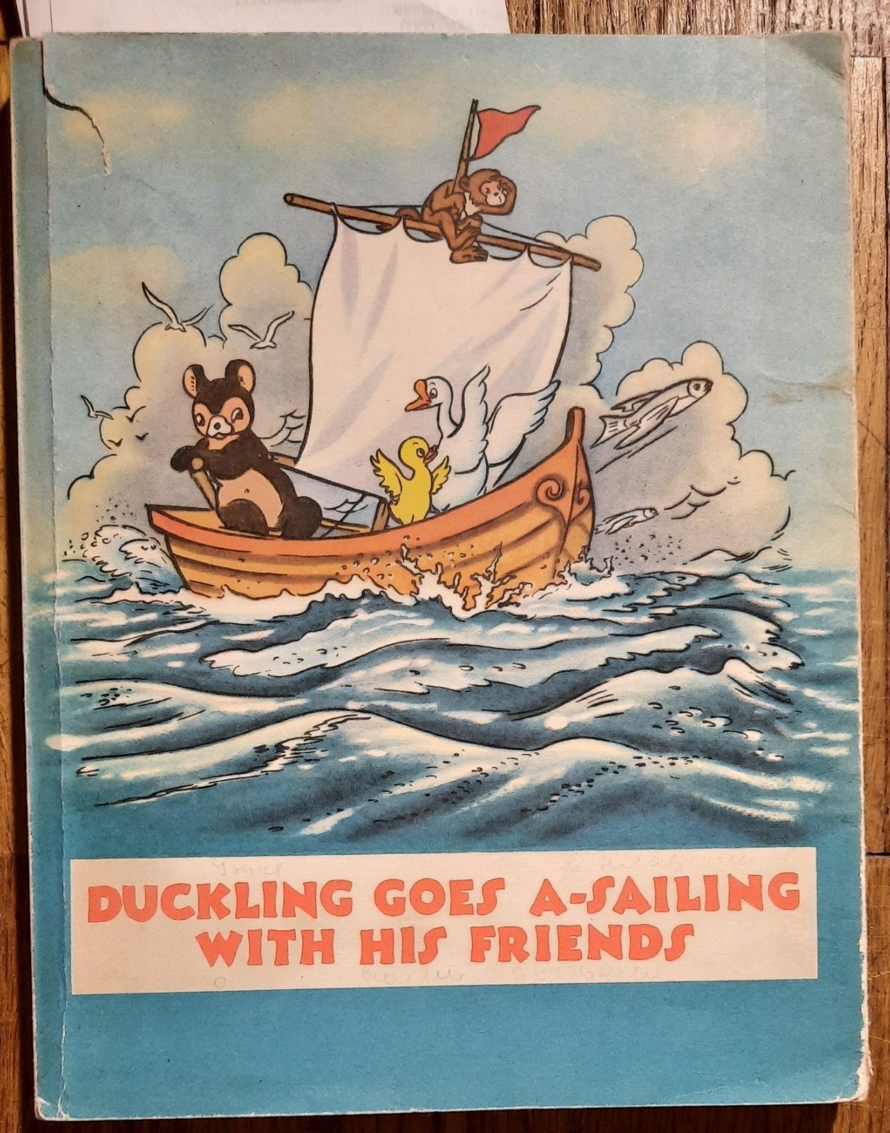 Chinese China Painting Story Fairy Tale English Book Animal Goes Boat Bear Hare