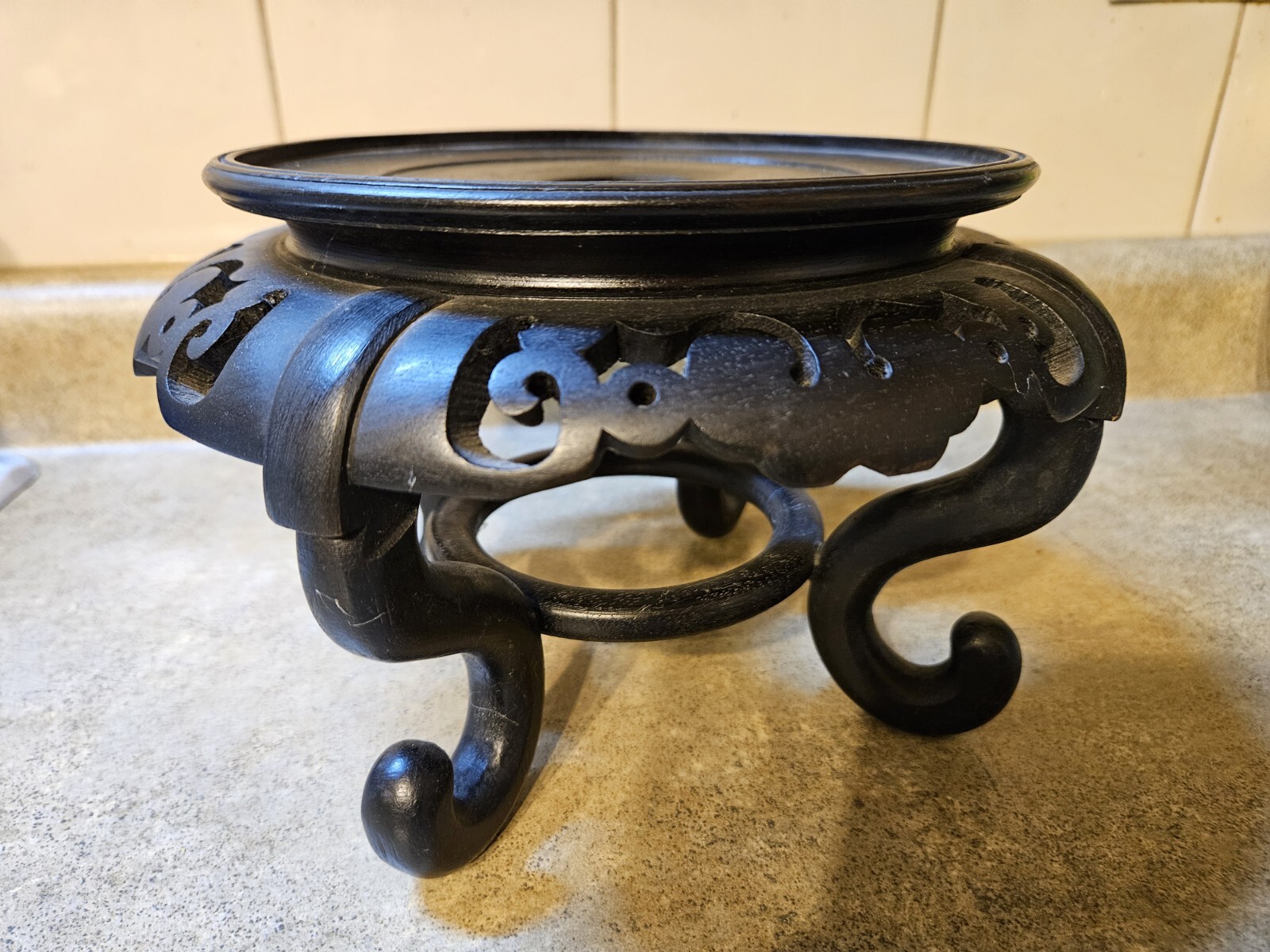 VINTAGE 1900’S ROSE WOOD HONG KONG CHINESE FOOTED DISPLAY PEDESTAL 6″ TALL