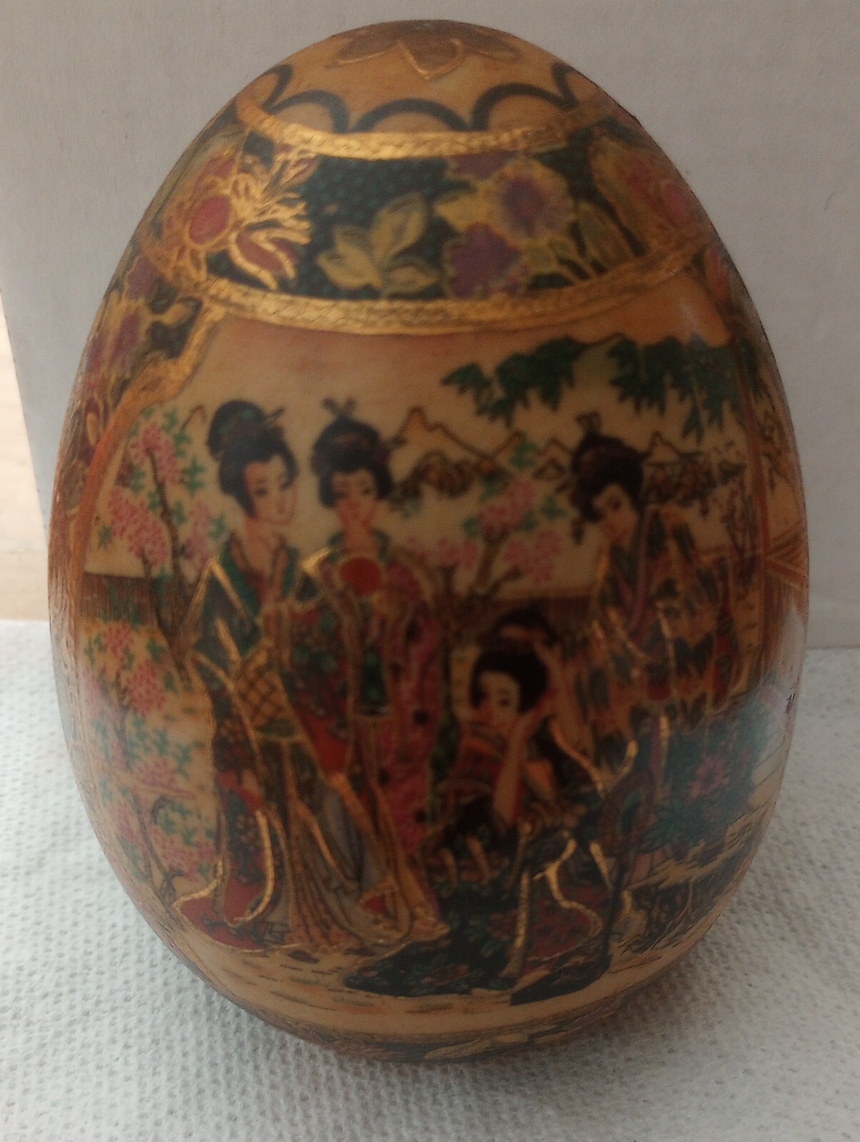 Vintage Satsuma Porcelain Egg