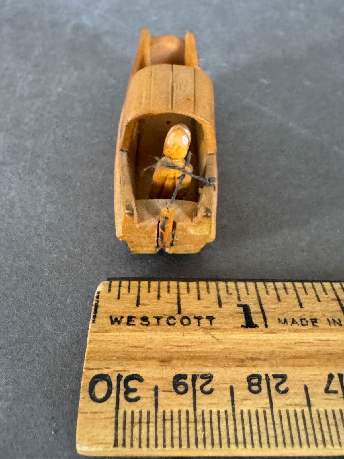 SMALL CARVED CHINESE ASIAN SAMPAN FISHING RIVER BOAT WITH MAN ROWING FIGURINE