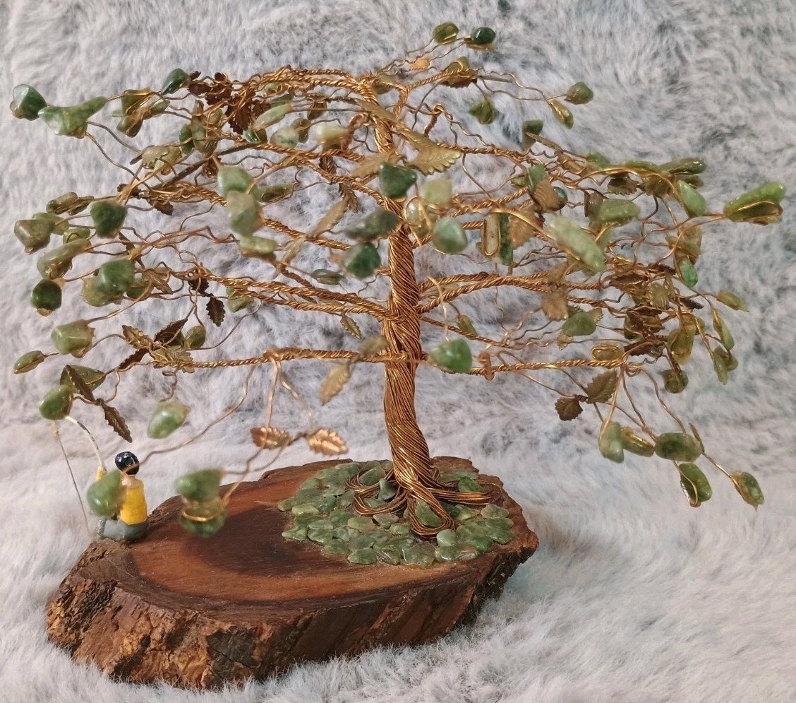 Vintage Bonsai Aventurine Tree Wooden Base Copper Wire Tree With Fisherman