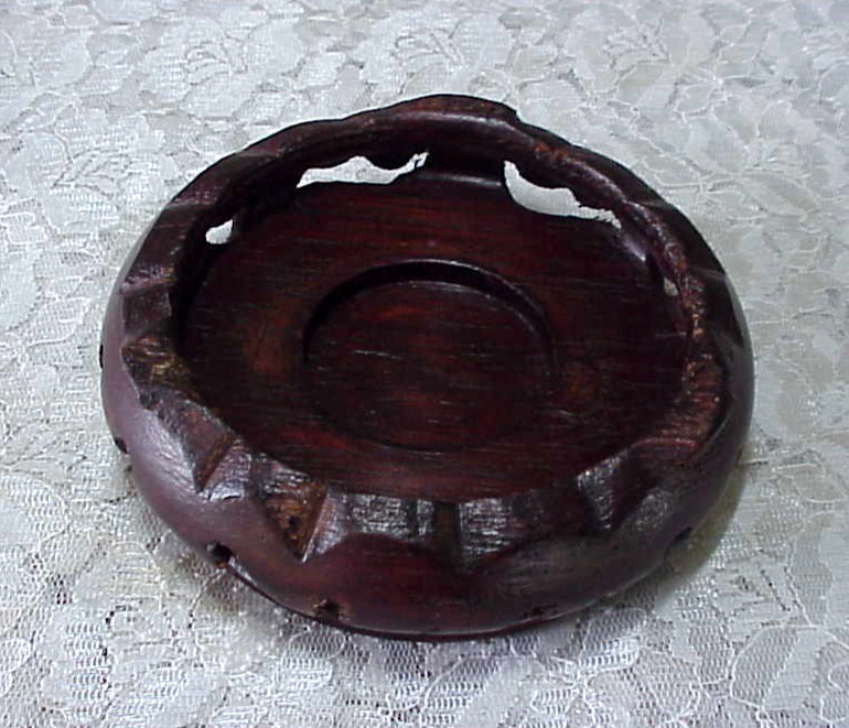 Vintage Chinese Carved Wood Vase Stand Display Urn 4″ Outer Diameter