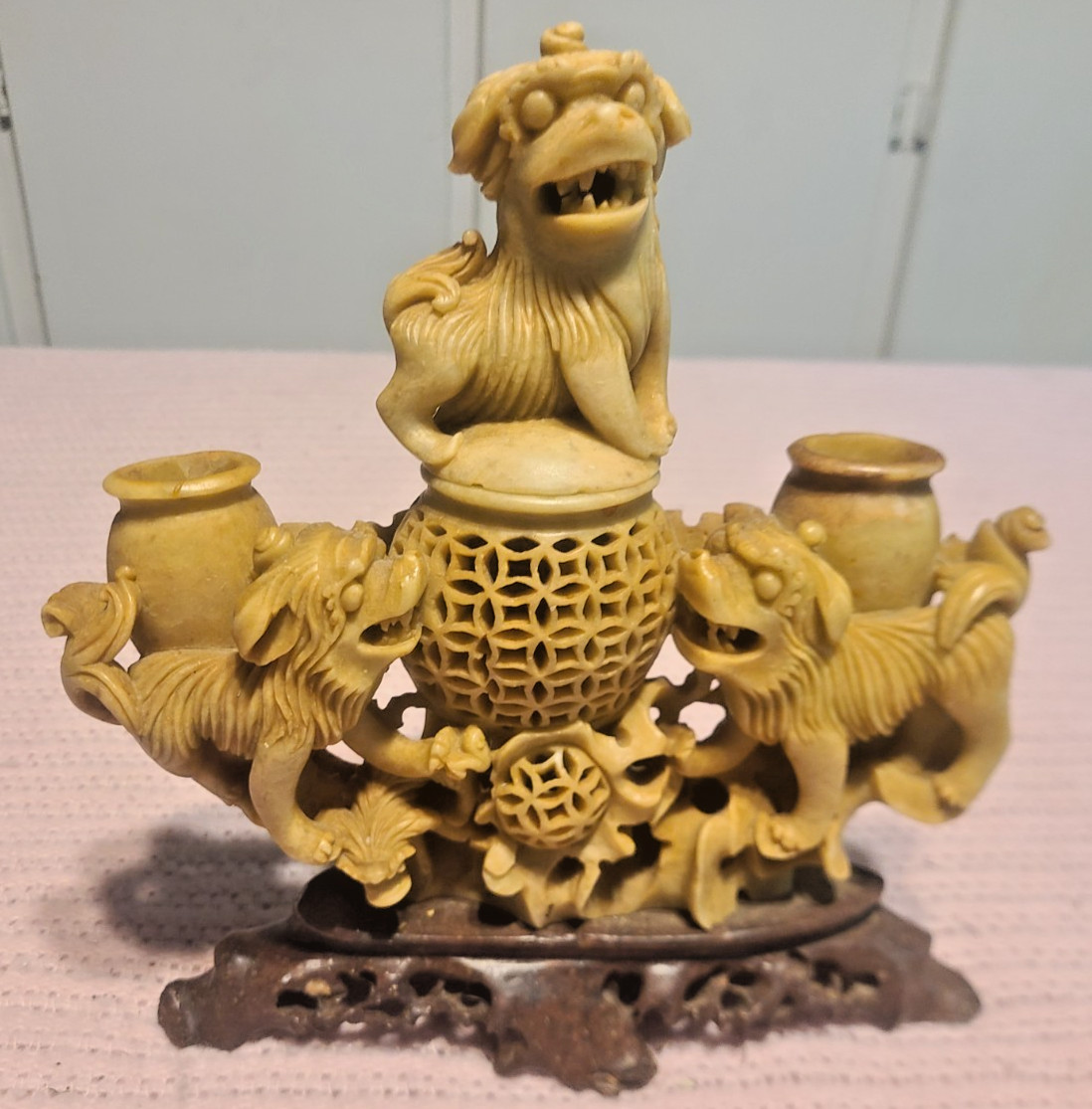 VINTAGE HAND CARVED SOAP STONE INCENSE BURNER FOO DOGS 8″ x 8 1/2″
