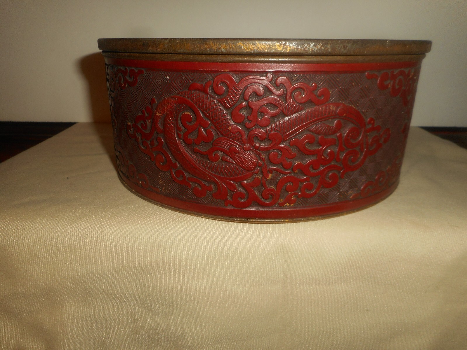 Vintage CHINESE DRAGON Silver Metal Repousse Tin Box Top Cinnabar Style Wrapper