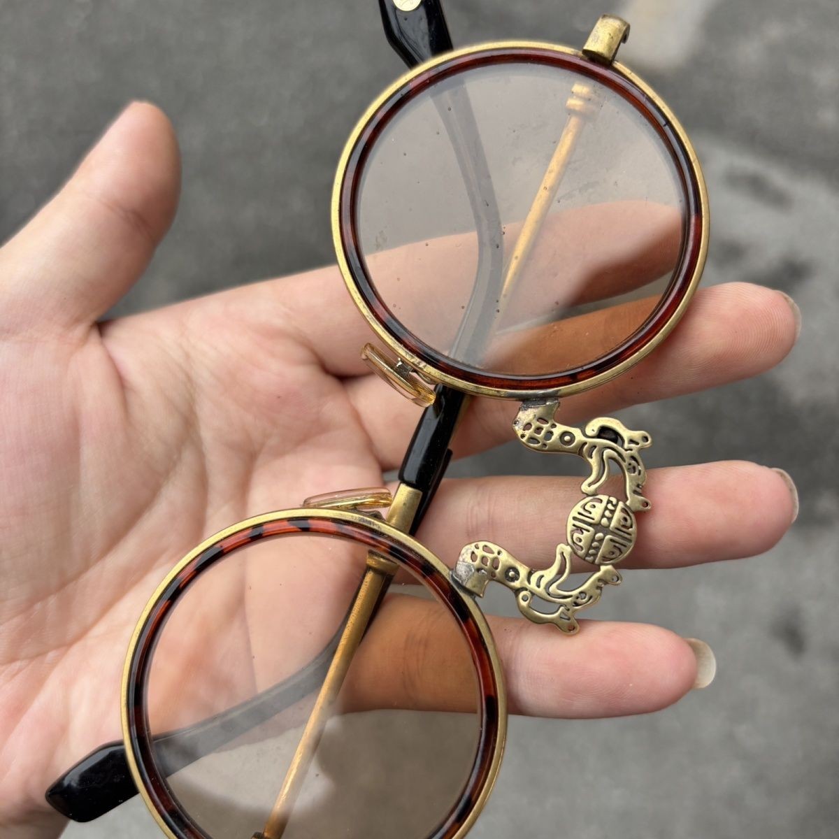 Chinese Style Vintage Glasses Antique Look Costume Eyewear Decor Display Prop